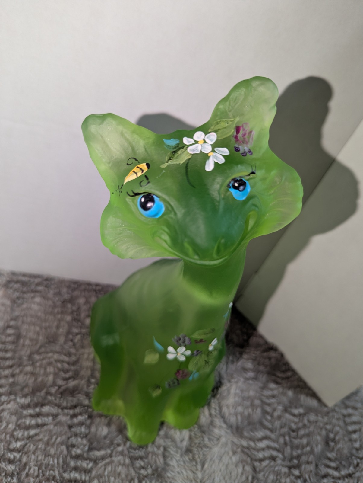 Fenton Uranium Art Glass Alley Cat . High 11 Fenton Uranium Art Glass Alley Cat . High 11