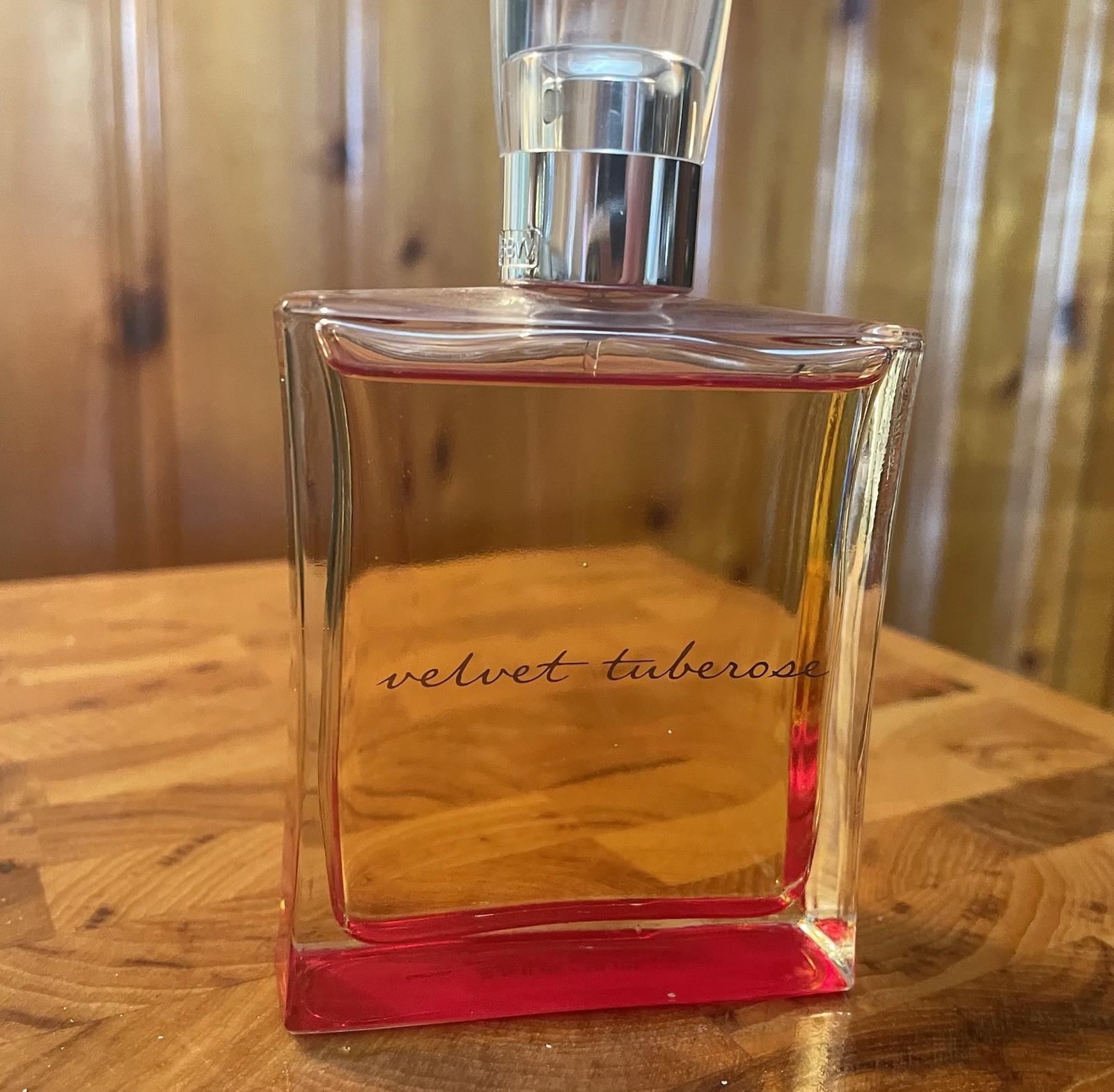Bath & Body Works Velvet Tuberose Large Perfume. Vintage. Rare. Discontinued Bath & Body Works Velvet Tuberose Large Perfume. Vintage. Rare. Discontinued