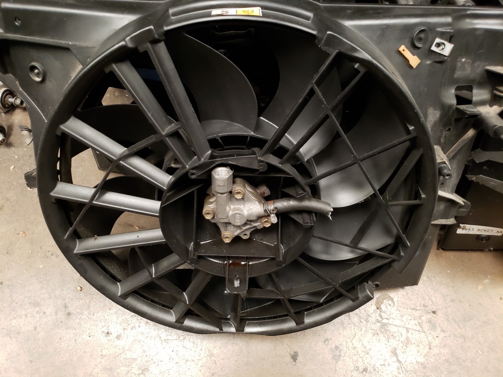 LINCOLN LS HYDRAULIC COOLING FAN 2000 2001 2002