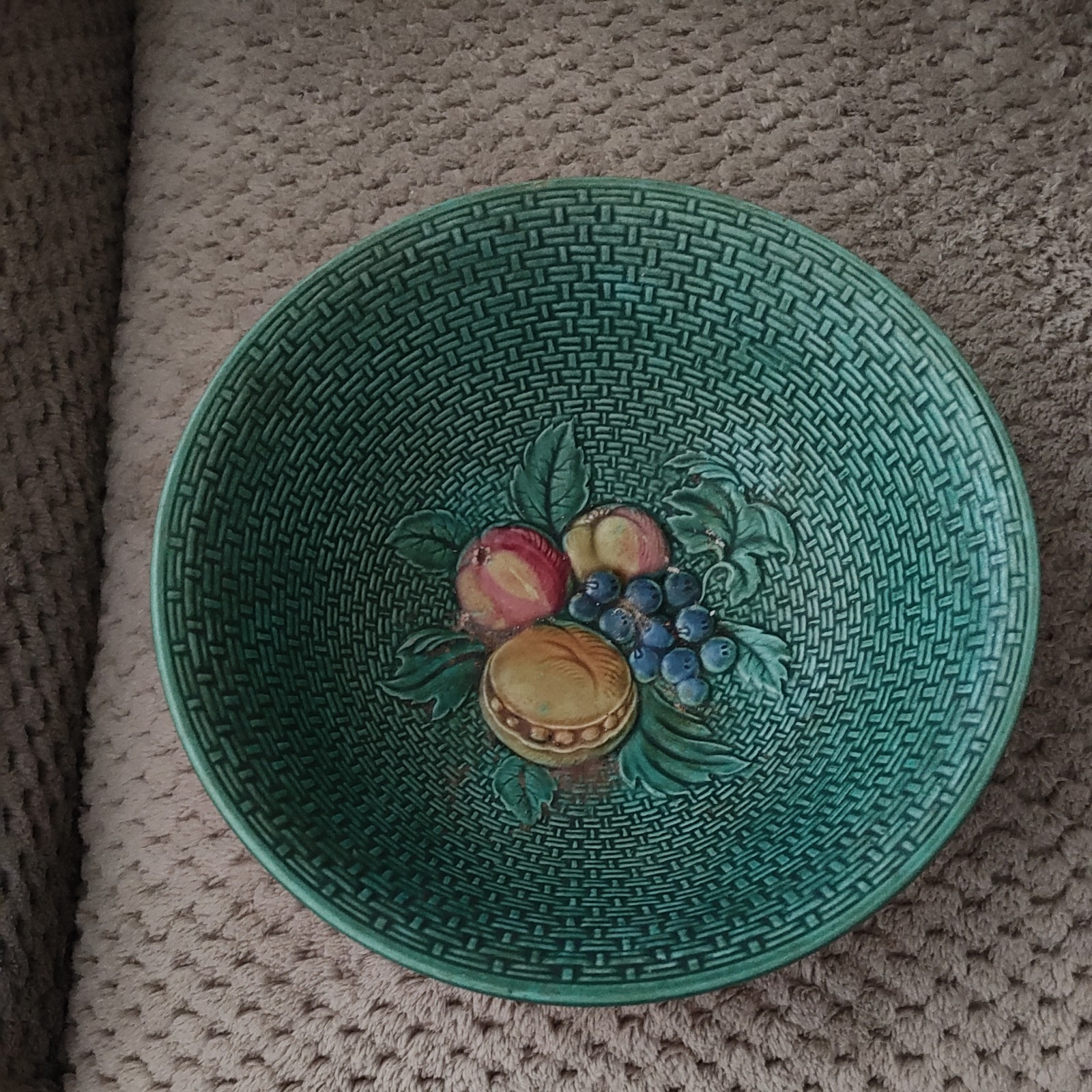 Antique Zell Majolica Bowl Basketweave & Fruit Design Germany 8.5\ Antique Zell Majolica Bowl Basketweave & Fruit Design Germany 8.5\