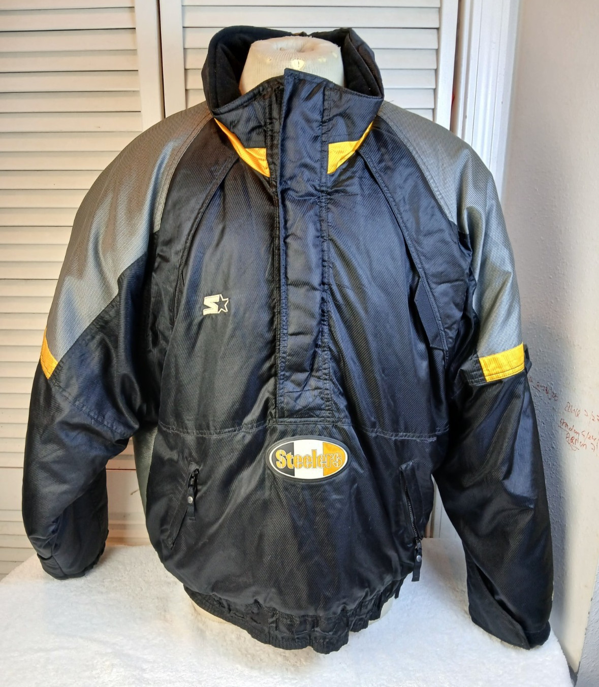 Vintage Starter Pittsburgh Steelers Puffer Pullover Jacket Men\'s Medium Black