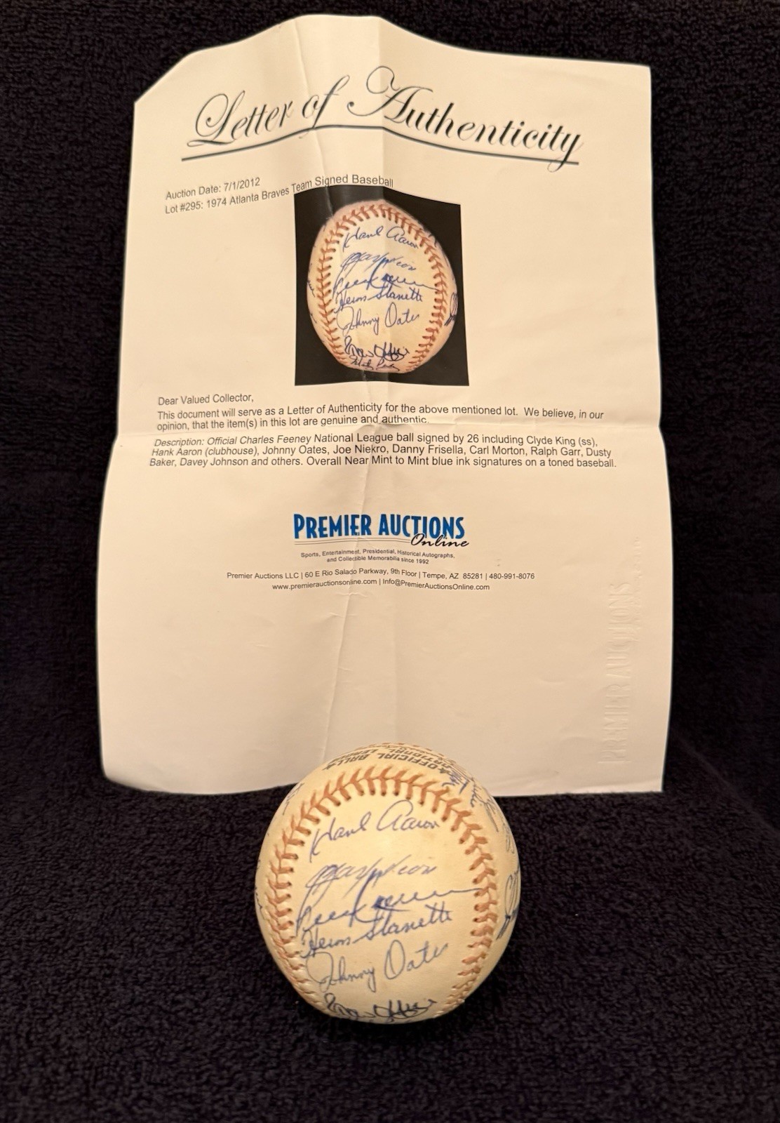 1974 Atlanta Braves Team Signed Baseball Clyde King Hank Aaron Johnny Oates