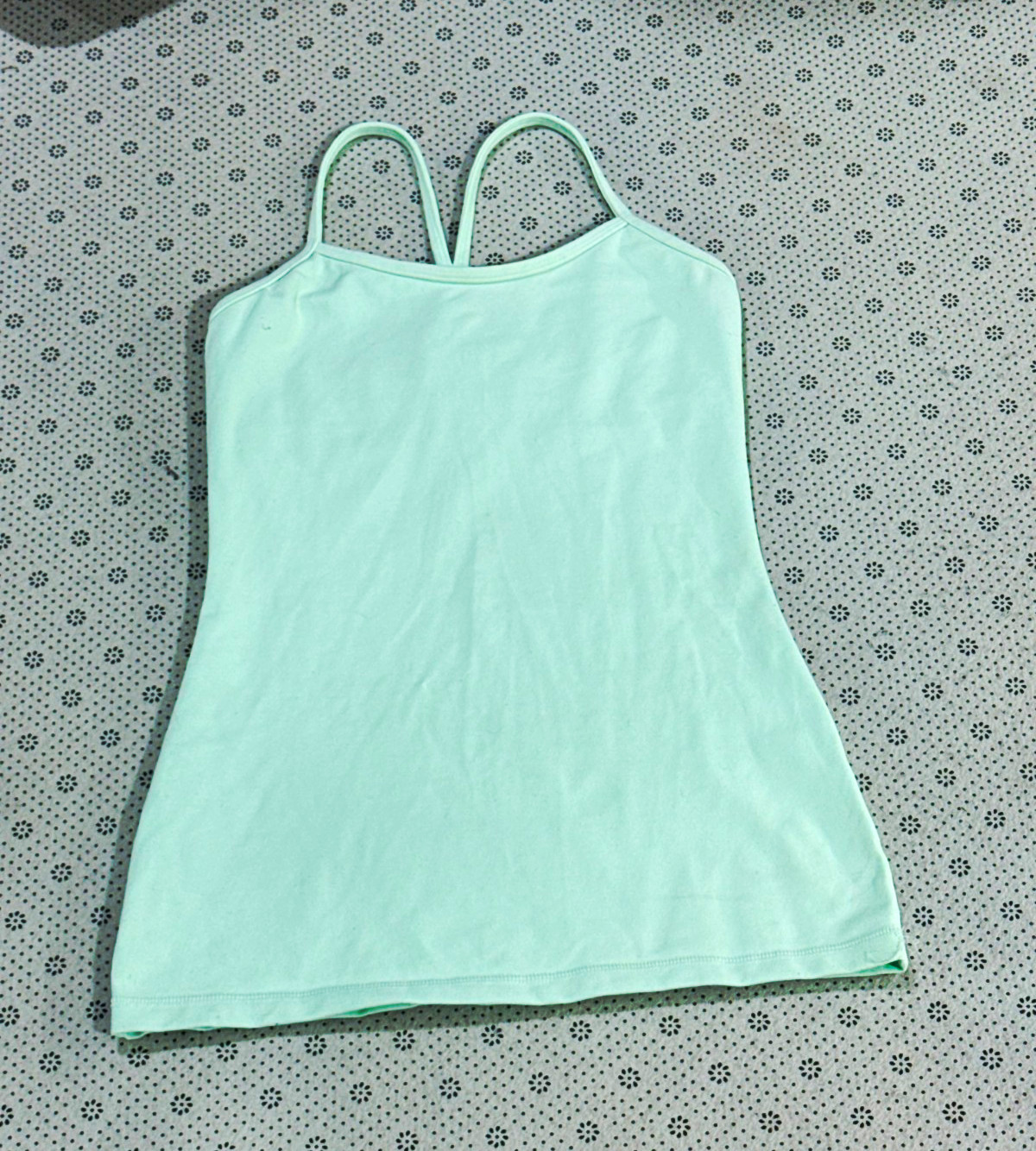 Lululemon Women\'s Green Racerback Tank Top Scoop Neck Stretch Yoga Size, 6