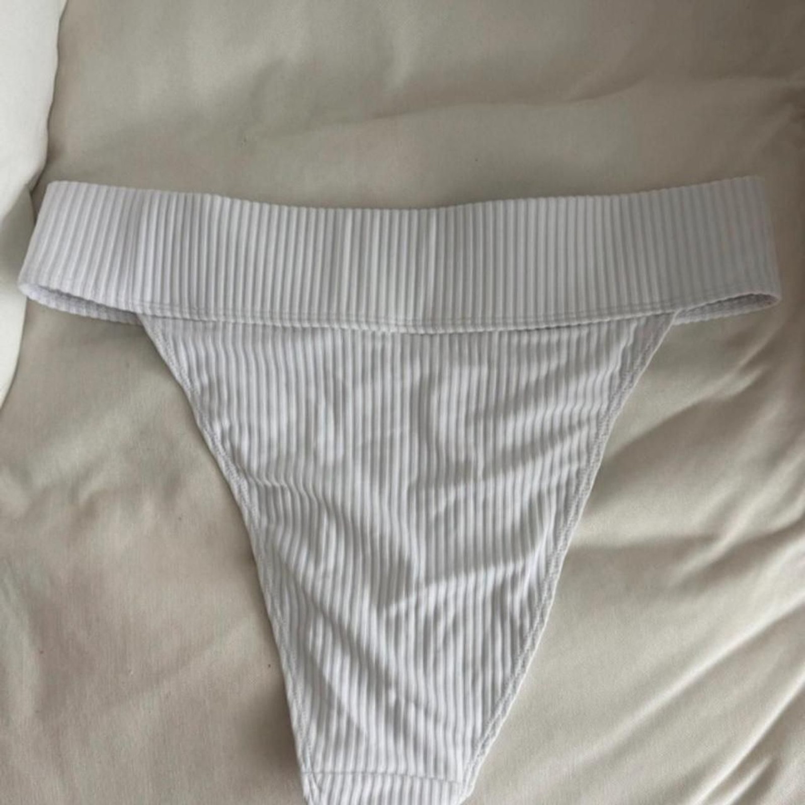 Forever-21 Women\'s White Bikini-and-tankini-bottoms Forever-21 Women\'s White Bikini-and-tankini-bottoms