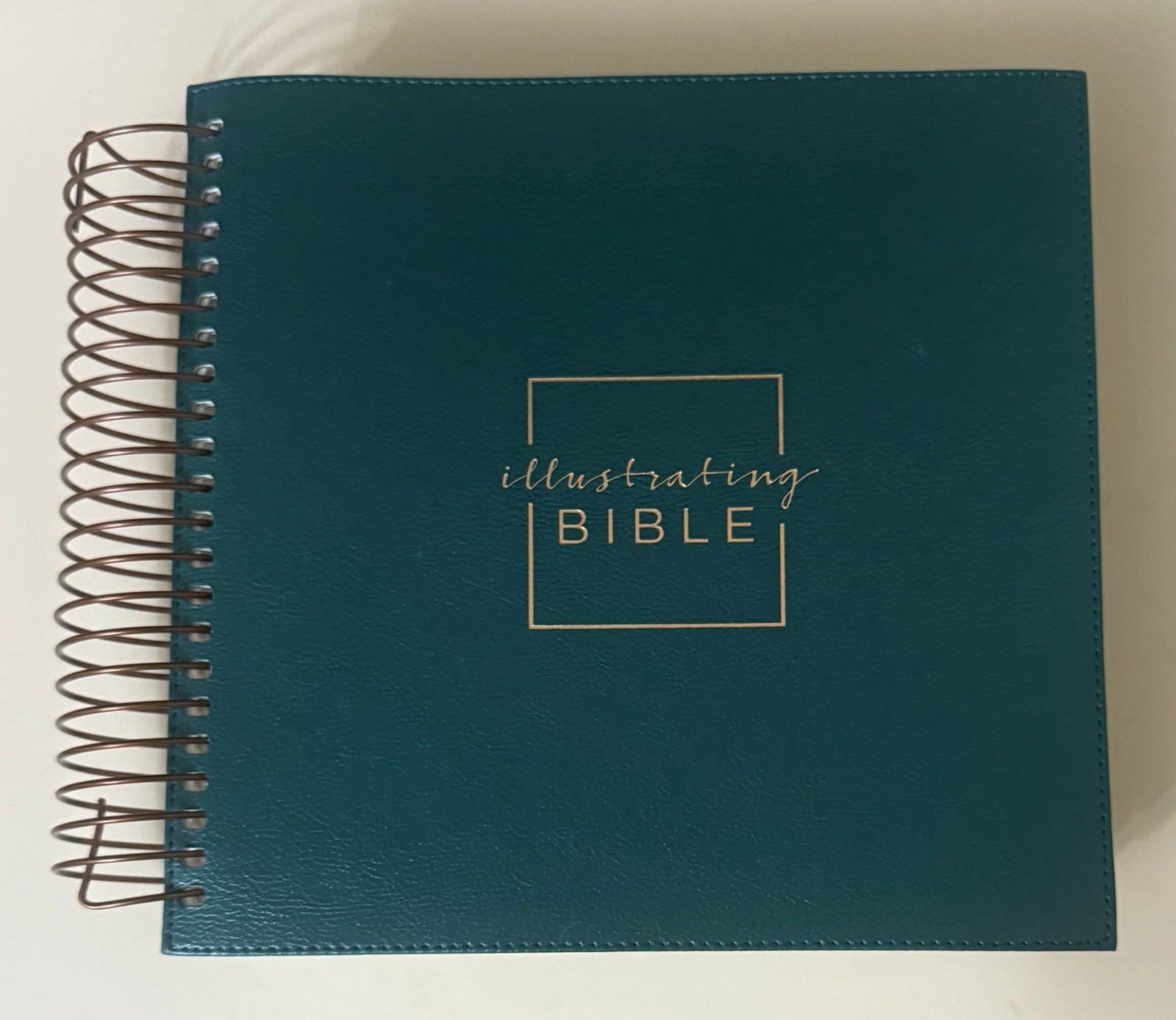 Illustrating Bible CSB - Spiral Bound Bible Journal - Green Illustrating Bible CSB - Spiral Bound Bible Journal - Green