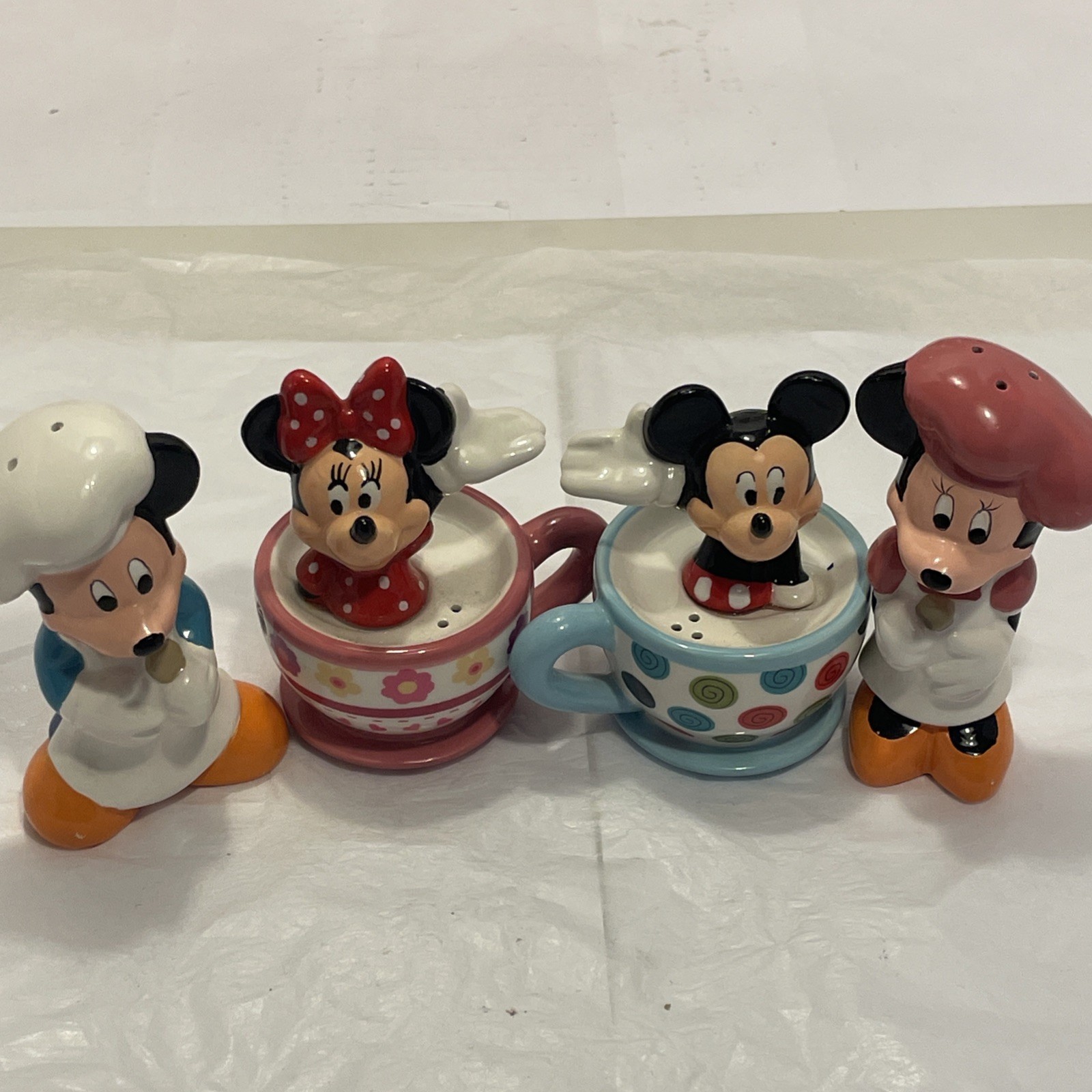 NEW Westland Ceramic Mickey&Minnie; Whirling TeaCups Salt &Pepper Shakers. Set 4