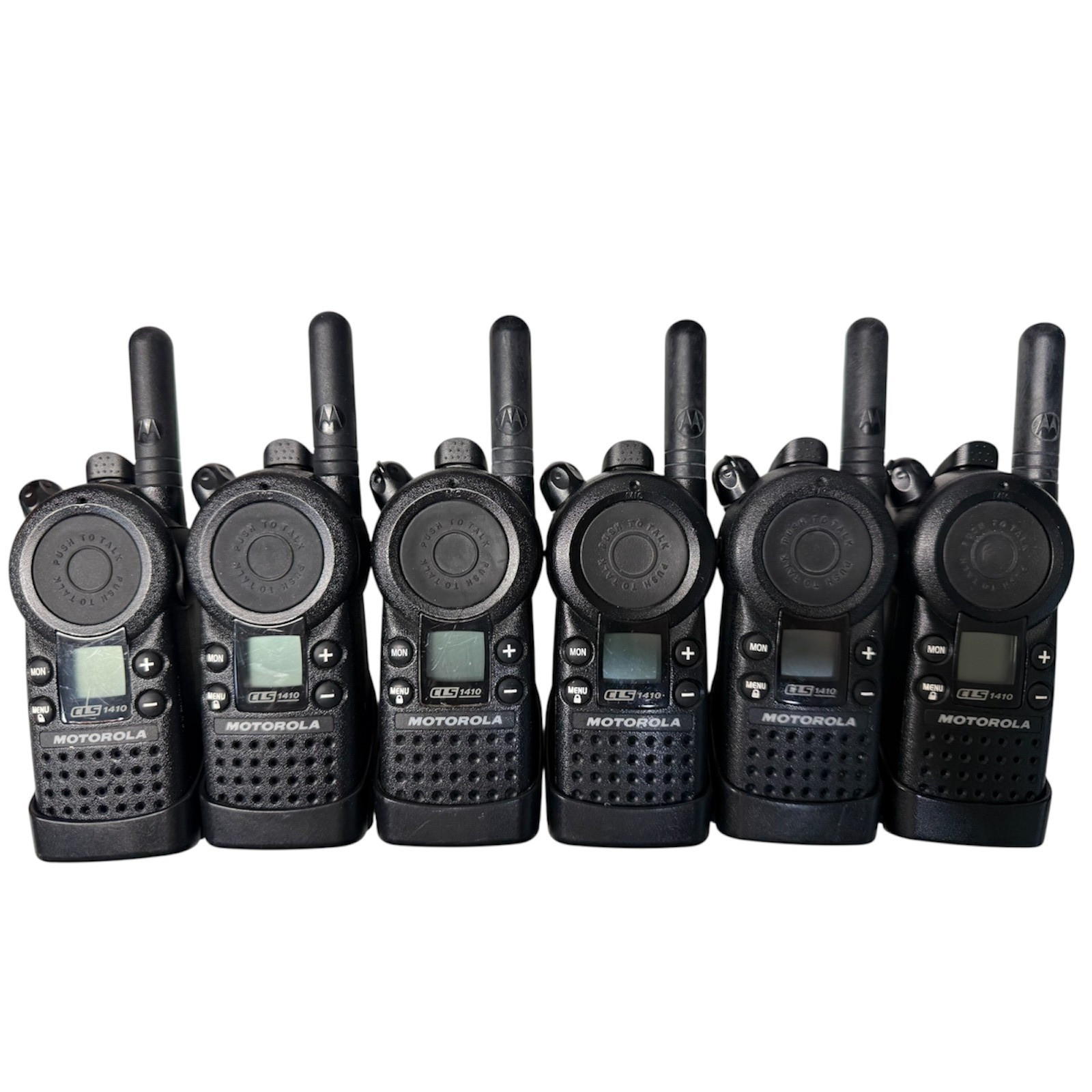 Motorola CLS1410 4 Channel UHF Two-Way Radio with Belt Clip.