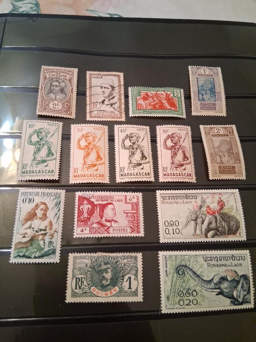 WORLDWIDE FRENCH COLONIES/TERRITORIES MOSTLY MINT HINGED (LOT 54)