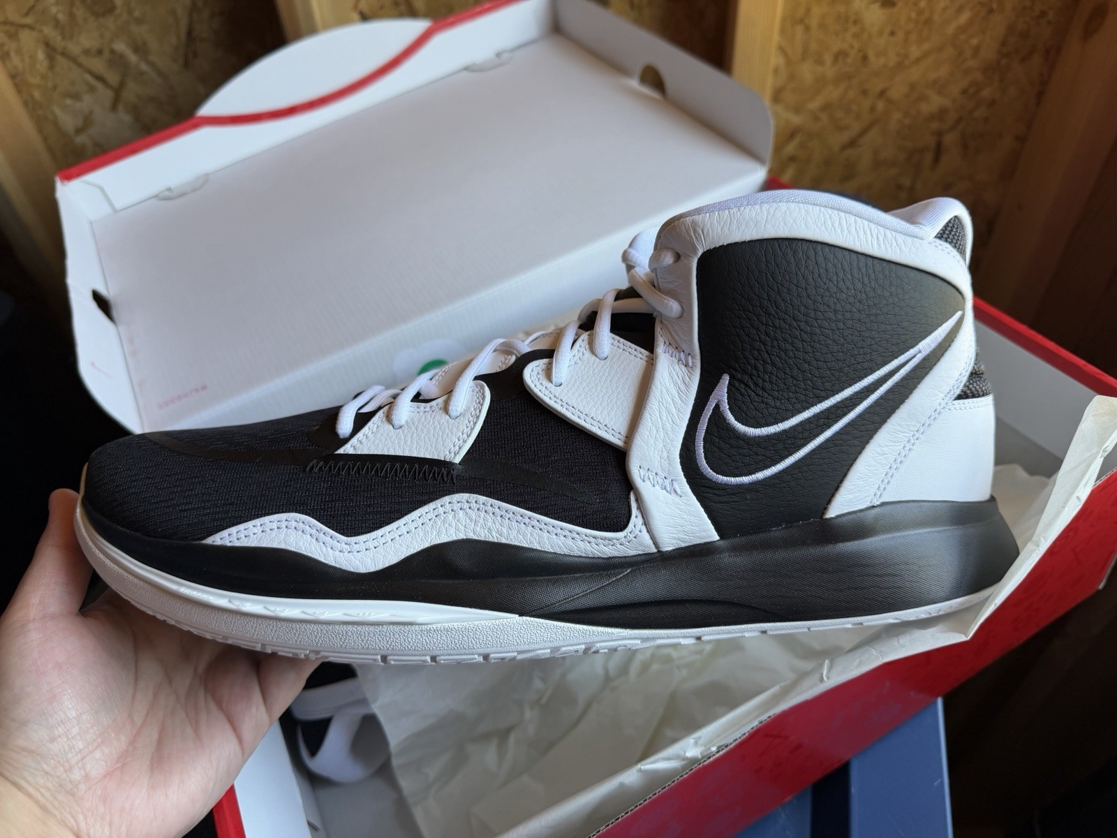 Nike Kyrie Infinity Men’s Mid Top Basketball Sneakers Black/White DQ6653-002 Nike Kyrie Infinity Men’s Mid Top Basketball Sneakers Black/White DQ6653-002