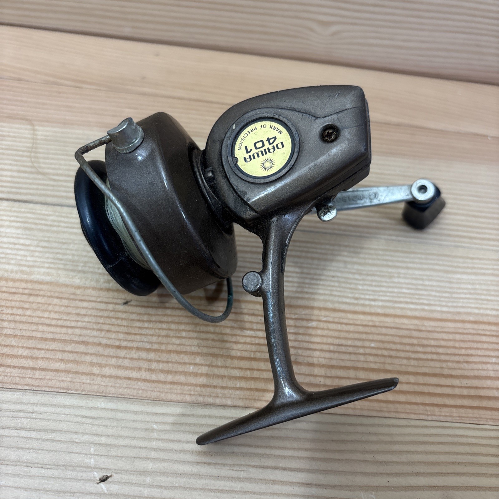 Vintage Daiwa 401 Ultra Light Spinning Reel