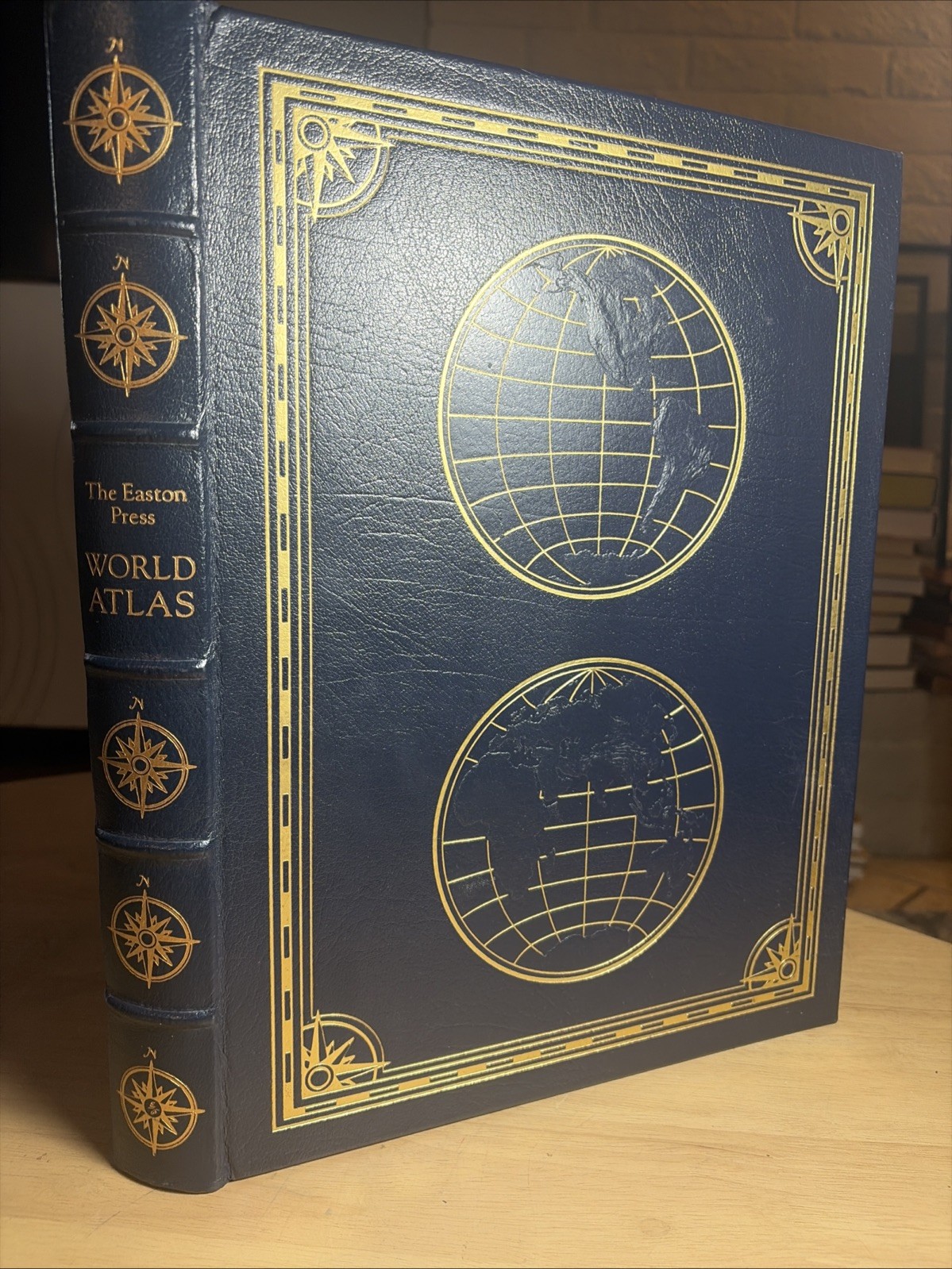 Easton Press WORLD ATLAS 1991 Leather Collector\'s Edition Oversized Fine