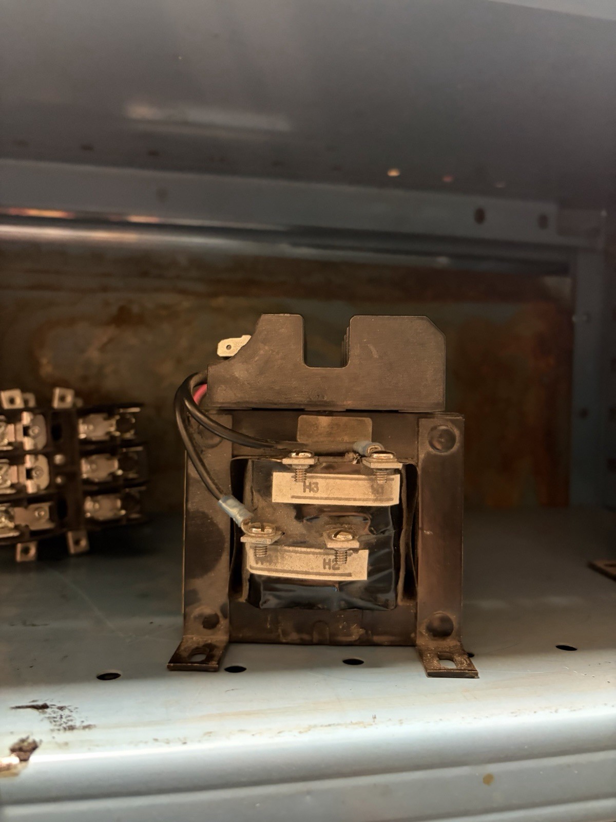 Allen-Bradley 1497-N27PA Control Transformer 0.050 kVA 220/440 V 50/60 Hz USED