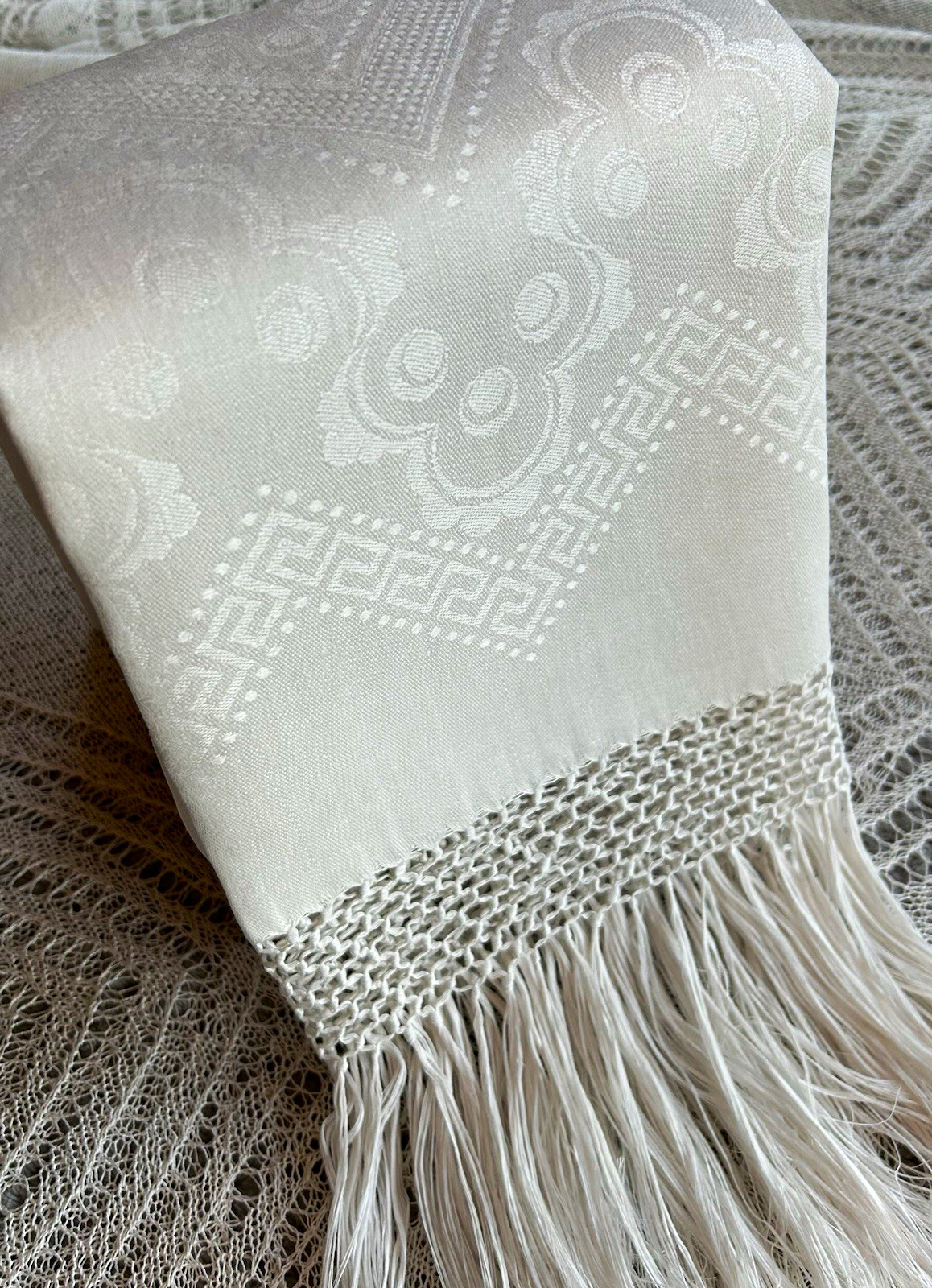 Vintage Unused Linen Damask Towel, Art Deco, Hand Knotted Fringe, Large 