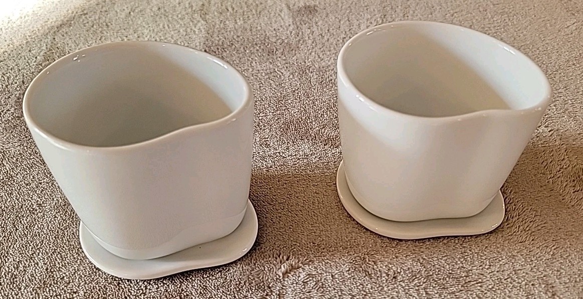 (2) STARBUCKS Organic by Aida 8 oz White Ceramic Cups/Saucers - 