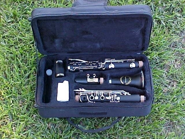 CLARINET-BANKRUPTCY SALE-STUDENT/INTERMEDIATE/PRO NEW CONCERT Bb BAND CLARINETS