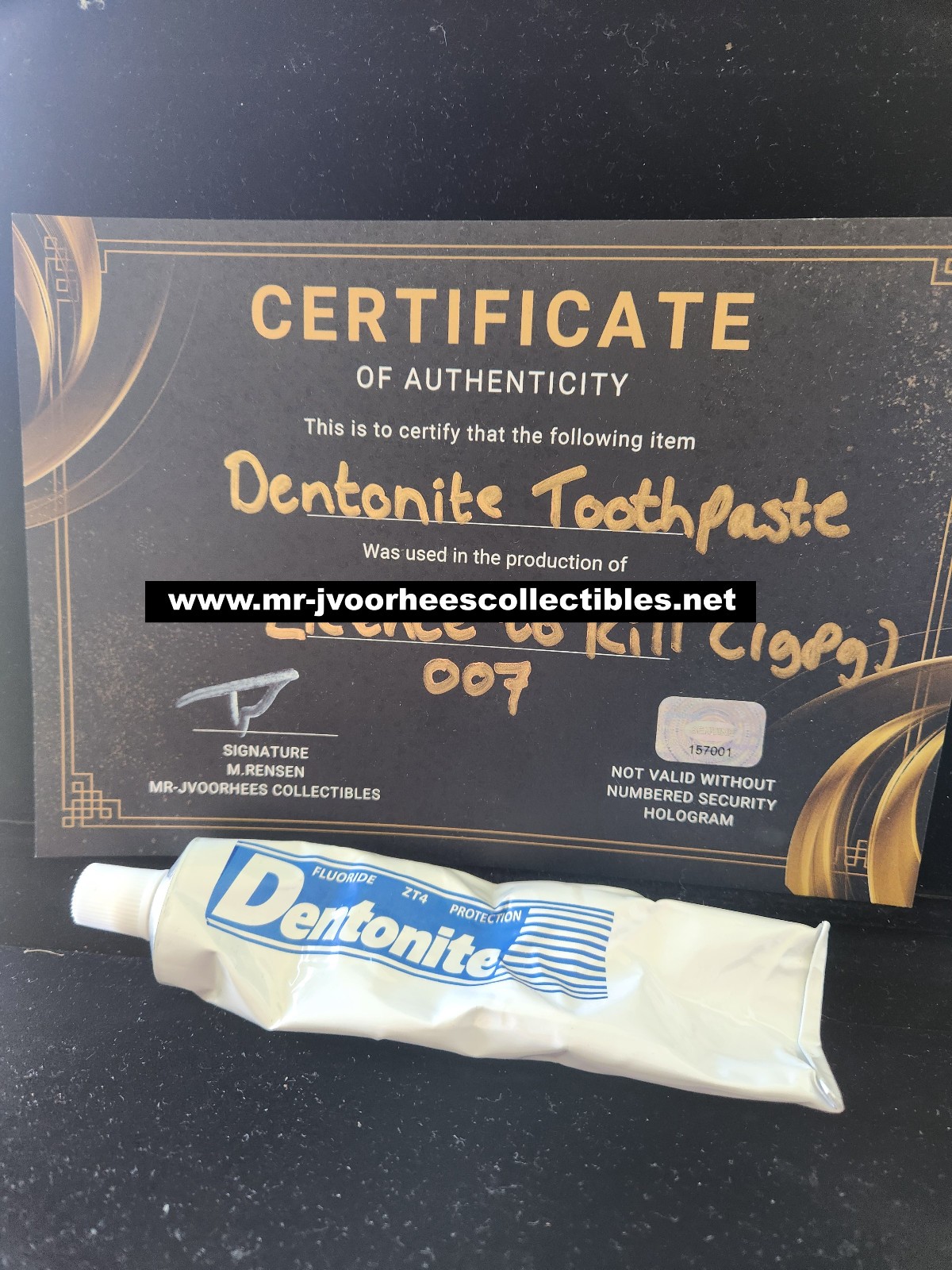 James Bond 007 Licence to Kill (1989) Original Used Dentonite Toothpaste Prop