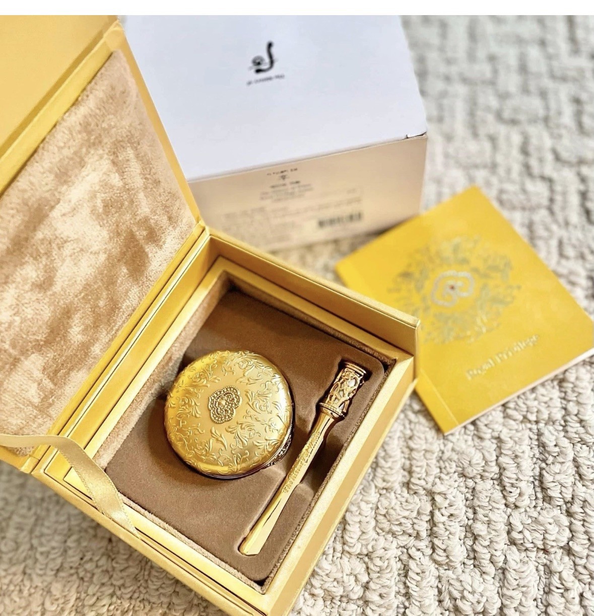 The History of Whoo Ultimate Royal Cream 4ml Anti Aging K-Beauty US Seller The History of Whoo Ultimate Royal Cream 4ml Anti Aging K-Beauty US Seller