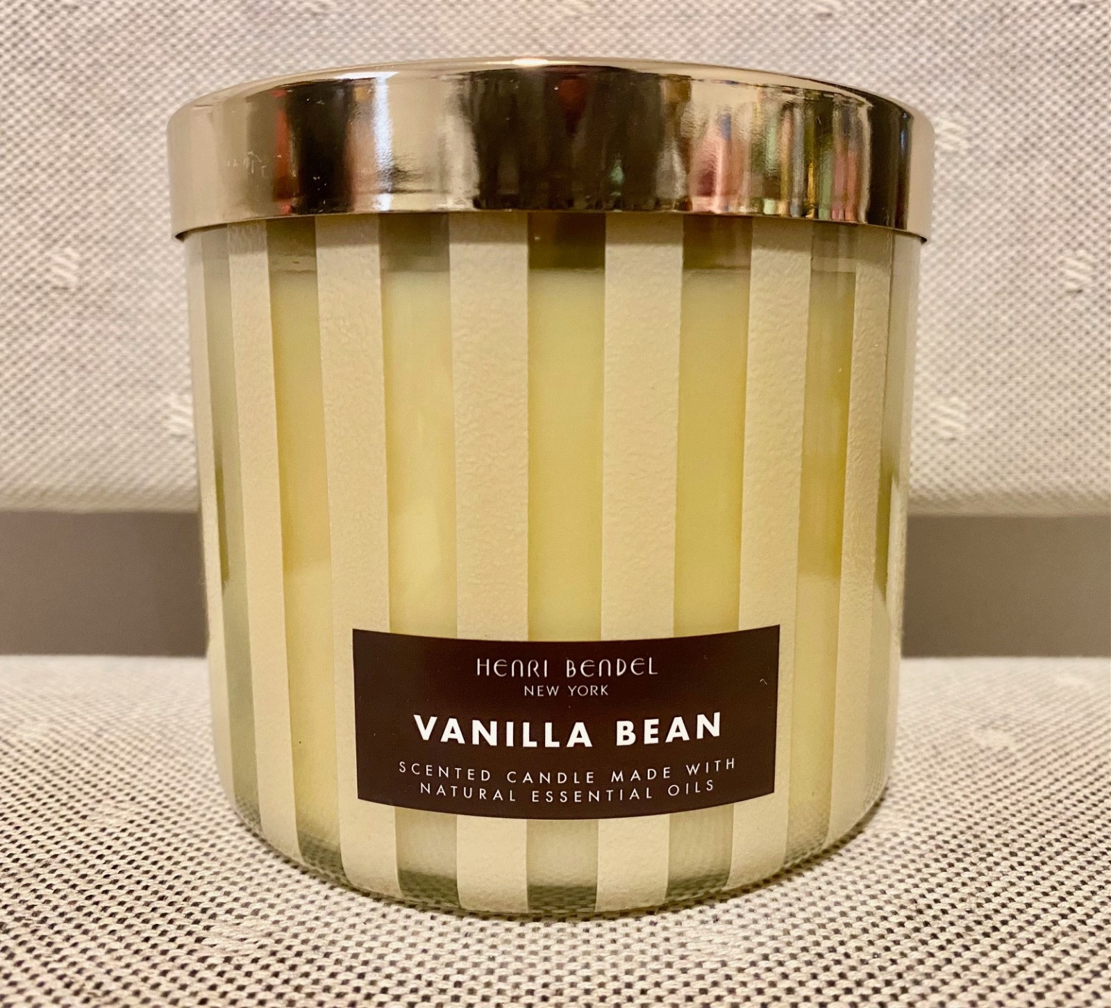 Henri Bendel 14.5oz. *VANILLA BEAN* 3 Wick TEST Candle