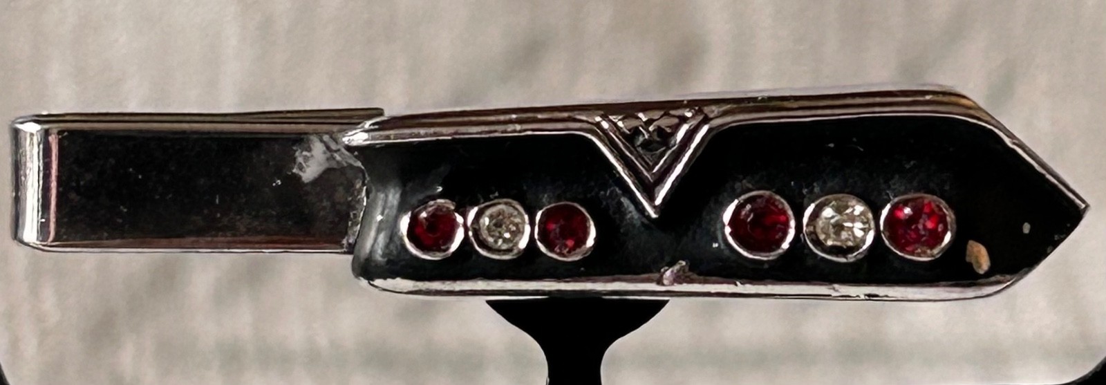 balfour vtg 1961 chevrolet impala tail lights tie bar/clip