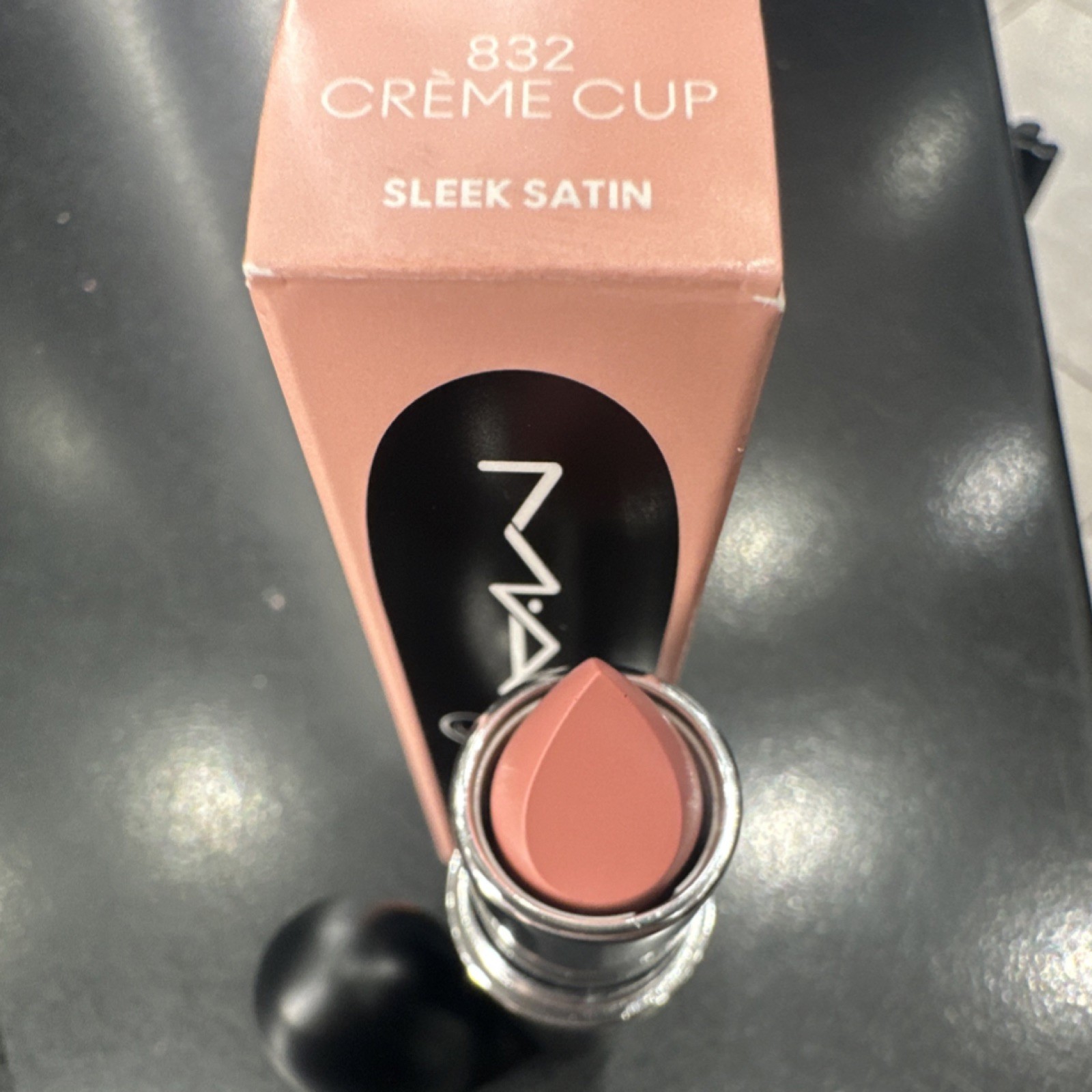M·A·C MACximal Sleek Satin Lipstick 832 Crème Cup Satin Stick