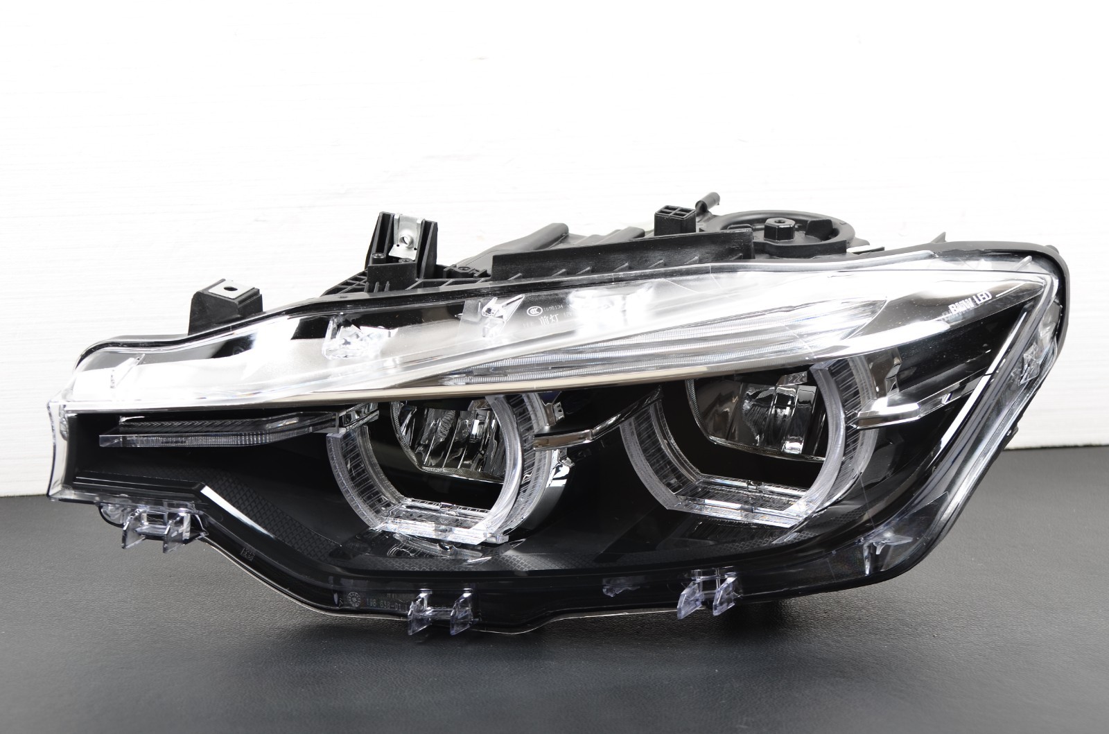 Nice 2015-2019 BMW 3 Series F30 LED Black Headlight No AFS Left Driver Side OEM
