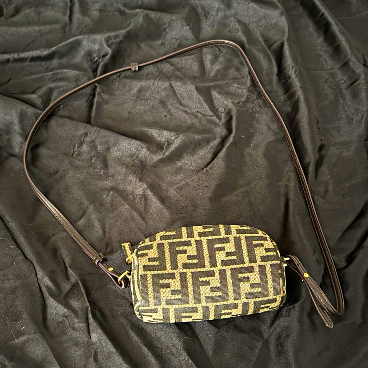 Fendi Zucca Monogram Small Zip Crossbody Bag Detachable Strap Brown Beige Fendi Zucca Monogram Small Zip Crossbody Bag Detachable Strap Brown Beige