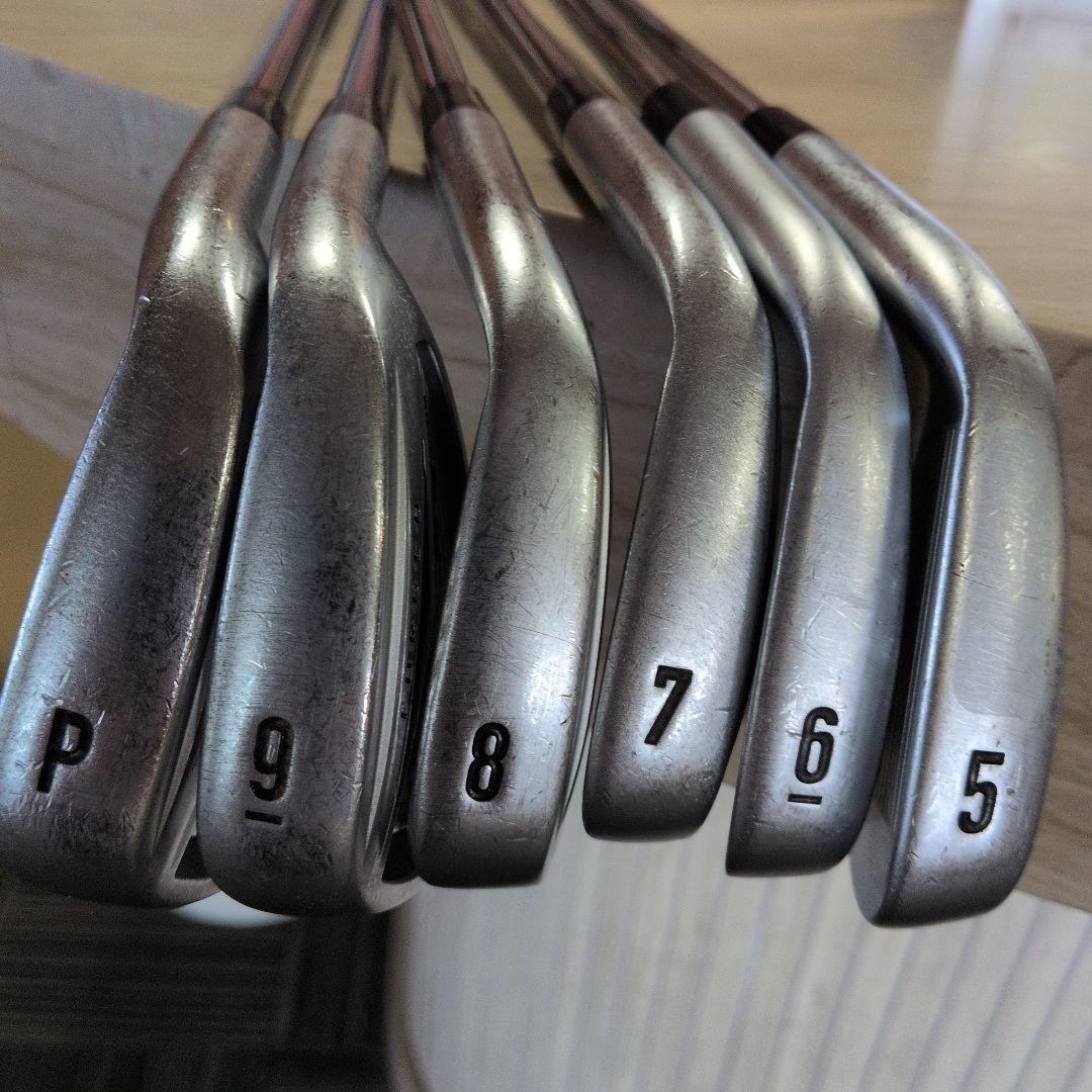 Callaway APEX PRO Iron Set 6pcs 5-PW Memphis 10 Uniflex RH