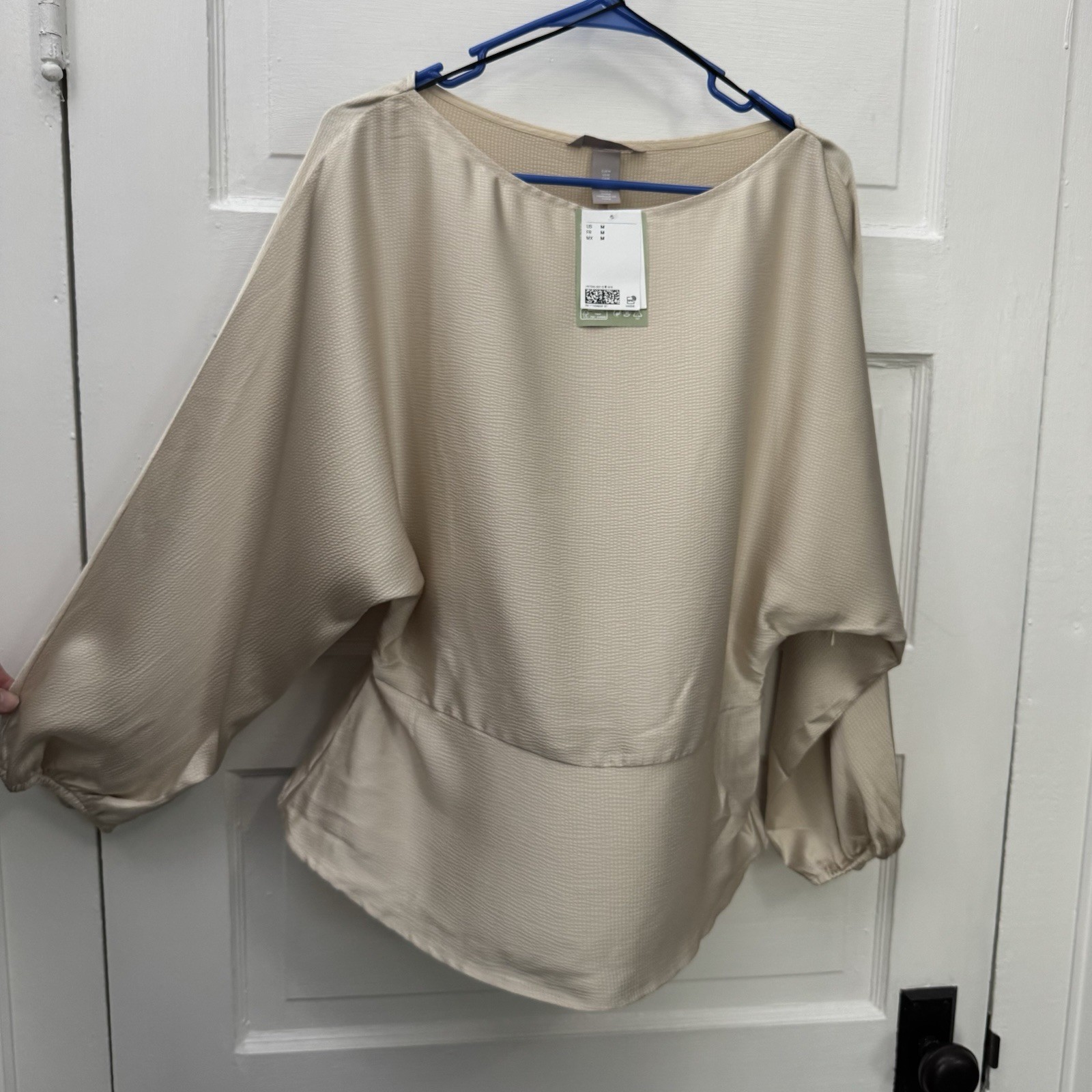 NWT H&M Womens M Light Beige Crepe Satin Peplum Blouse Long Sleeve
