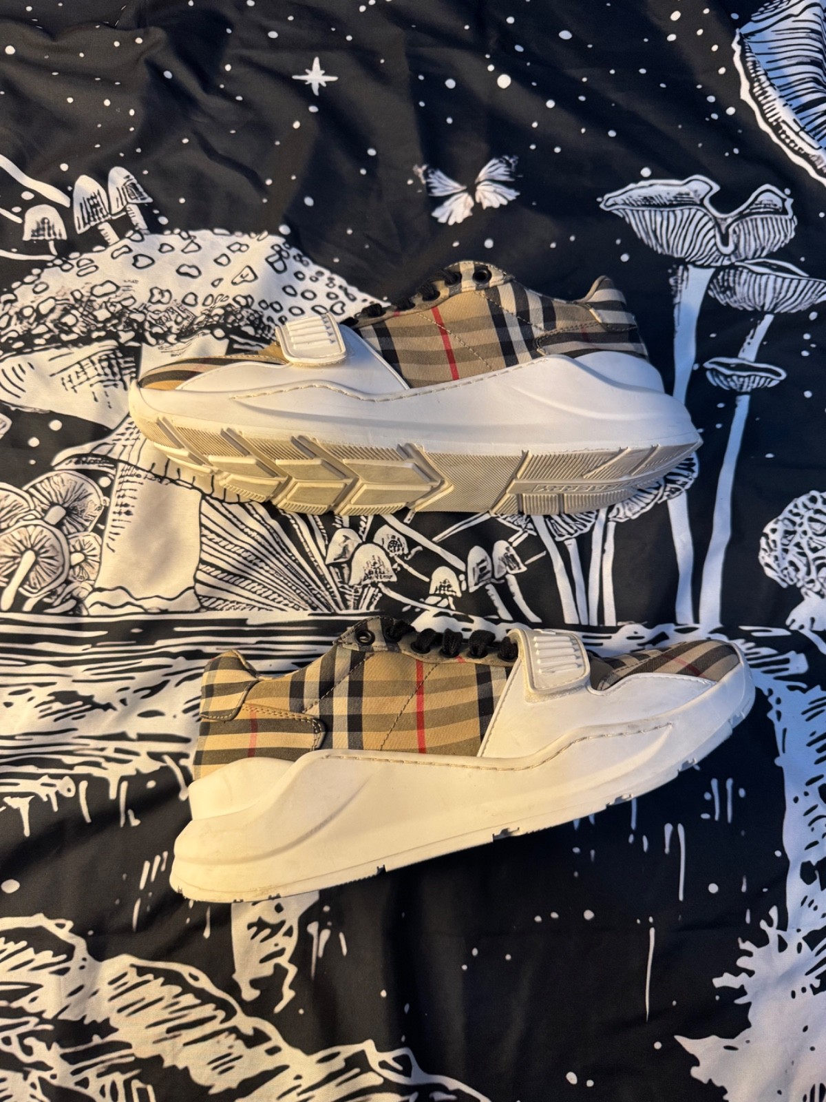 BURBERRY Regis canvas and rubber sneakers - Size 40 / 9us women 