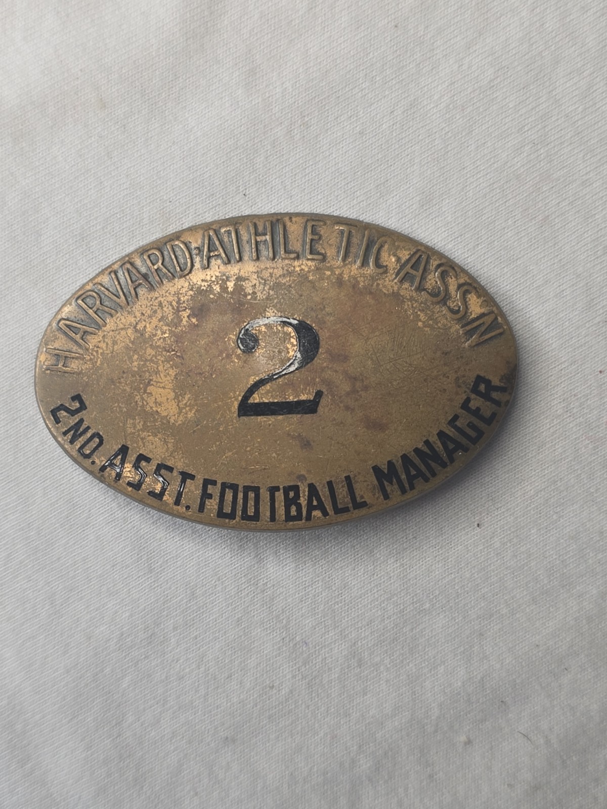 RARE 1920s VINTAGE HARVARD UNIVERSITY BRASS FOOTBALL COACH BADGE PIN- ATHLETICS RARE 1920s VINTAGE HARVARD UNIVERSITY BRASS FOOTBALL COACH BADGE PIN- ATHLETICS