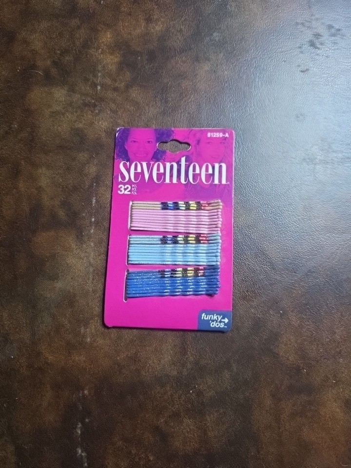 Vintage Rare 2001 Seventeen 32pcs. Mini Glitter Clips Hair Funky Dos Bobbi Pins
