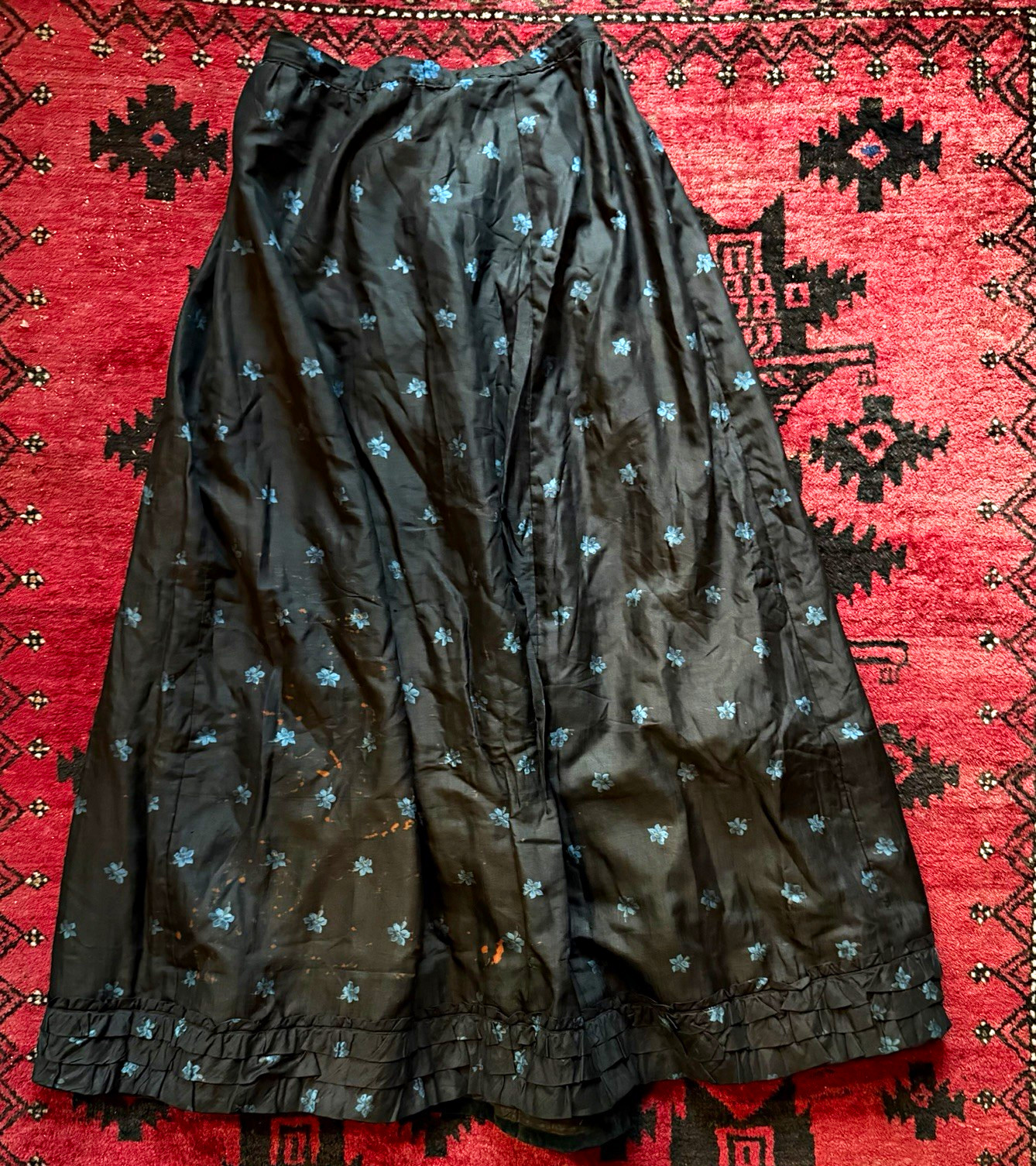 Antique Vtg 1880s Victorian Silk Taffeta Walking Skirt Cartridge Pleats 27 Waist