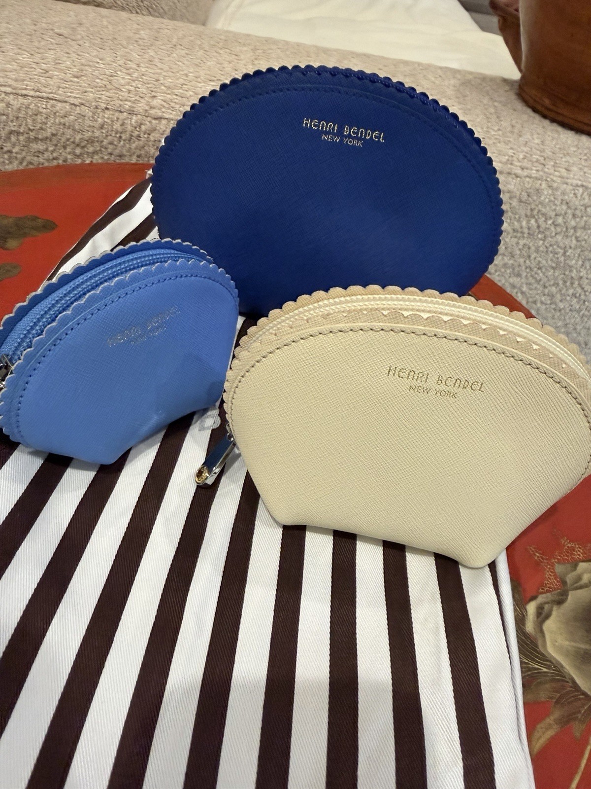 Set of 3 Henri Bendel West 57th scalloped saffiano leather cosmetic bags-NEW Set of 3 Henri Bendel West 57th scalloped saffiano leather cosmetic bags-NEW