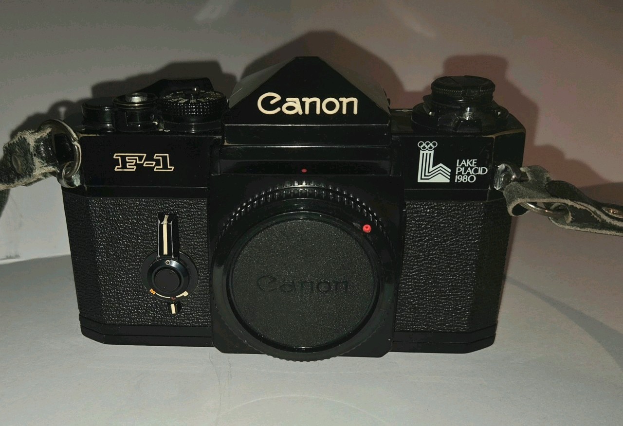 📸 RARE Vintage CANON F-1n SLR Camera Body 1980 Lake Placid \'80 Winter Olympics 📸 RARE Vintage CANON F-1n SLR Camera Body 1980 Lake Placid \'80 Winter Olympics