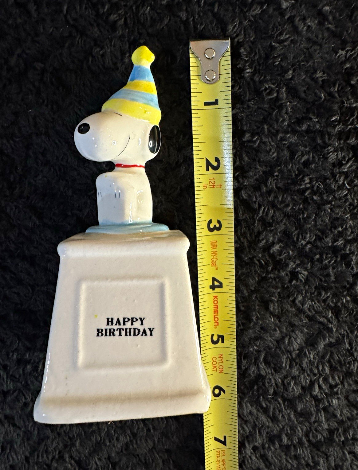Vintage 1966 Snoopy Happy Birthday Ceramic Coin Bank Peanuts 4.75”