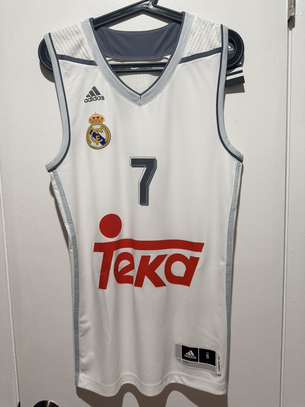 Adidas 2015-16 Real Madrid Luka Doncic Home Jersey White (Size- Small) Authentic Adidas 2015-16 Real Madrid Luka Doncic Home Jersey White (Size- Small) Authentic