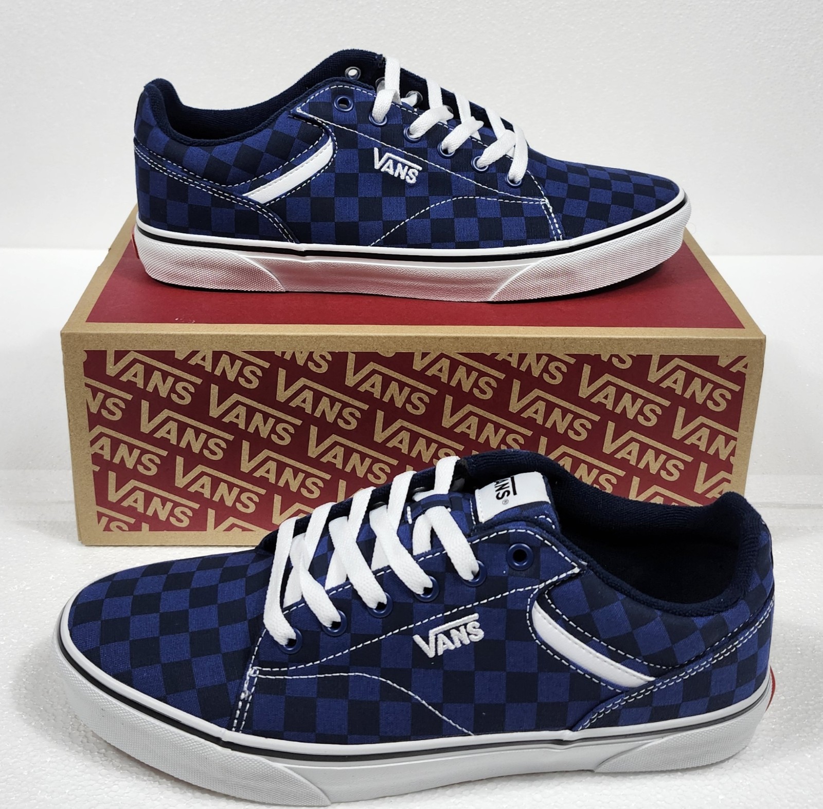 Men\'s Vans Shoes Size 9 Seldan Blue White Tonal Check Lace Up Sneakers Men\'s Vans Shoes Size 9 Seldan Blue White Tonal Check Lace Up Sneakers