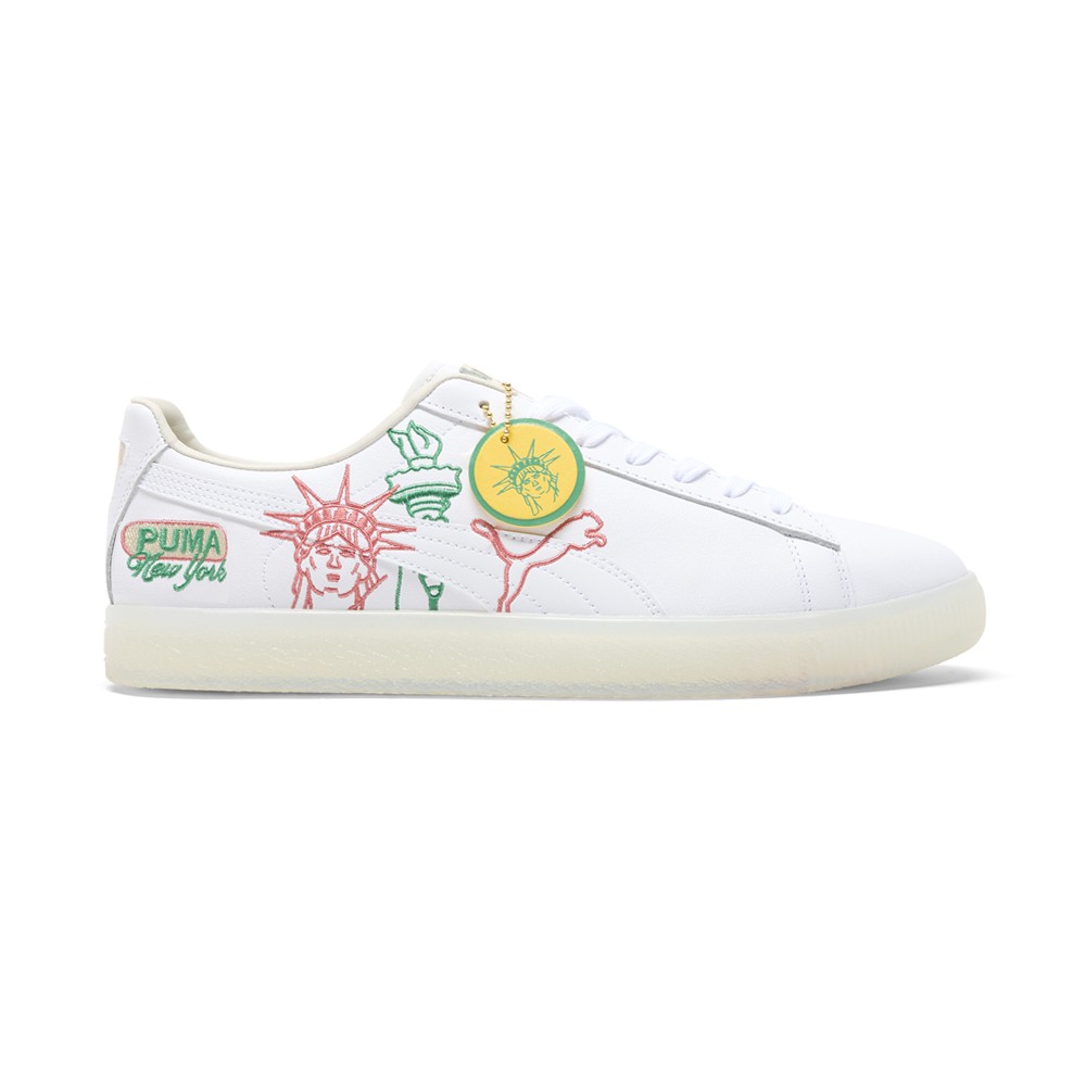 PUMA Clyde Embd Nyc Flagship Lace Up  Mens White Sneakers Casual Shoes 40346601