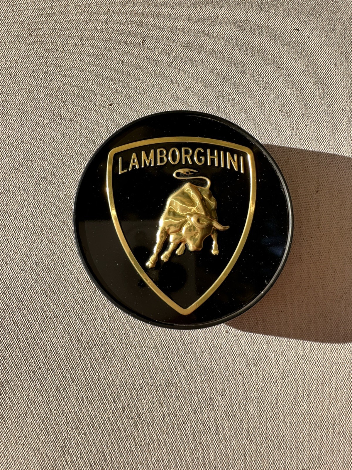 NEW Lamborghini HURACAN/URUS/Aventador Bull Center Cap New OEM:470601147 NEW Lamborghini HURACAN/URUS/Aventador Bull Center Cap New OEM:470601147