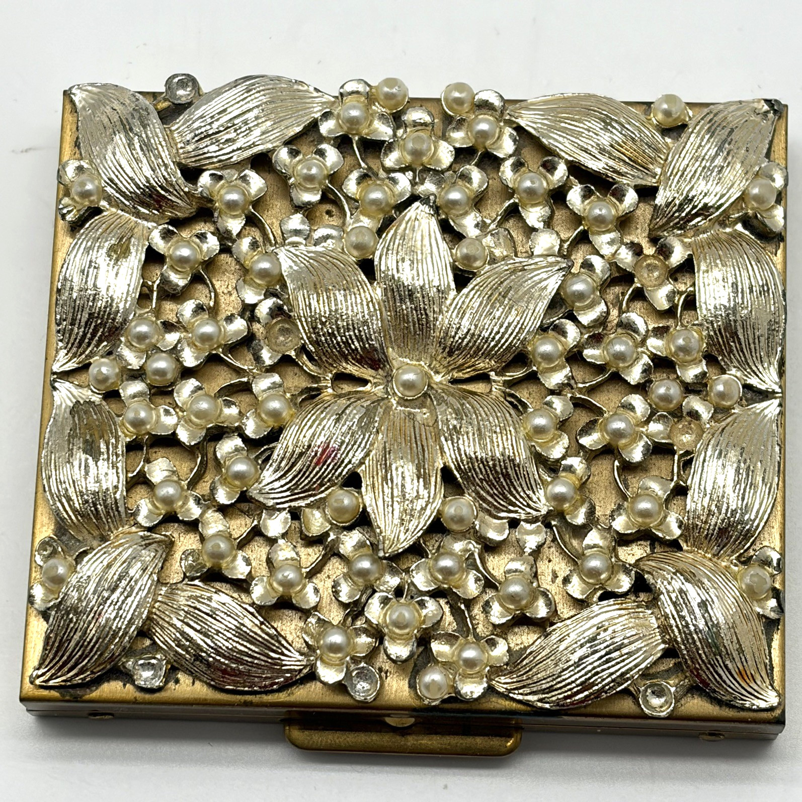 Vintage SF Co 5th Ave Powder Compact Faux Pearl Silver Leaf Floral Square