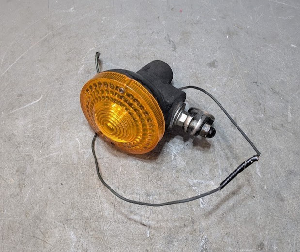 Yamaha XT250 Front Turn Signal Flasher Light 1980-1983 Yamaha XT250 Front Turn Signal Flasher Light 1980-1983