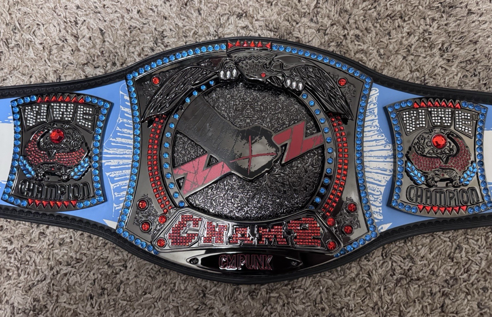 WWE SUPERSTAR CM PUNK 434 SIGNATURE SERIES SPINNER BELT AND ORIGINAL BAG WWF 🔥 WWE SUPERSTAR CM PUNK 434 SIGNATURE SERIES SPINNER BELT AND ORIGINAL BAG WWF 🔥
