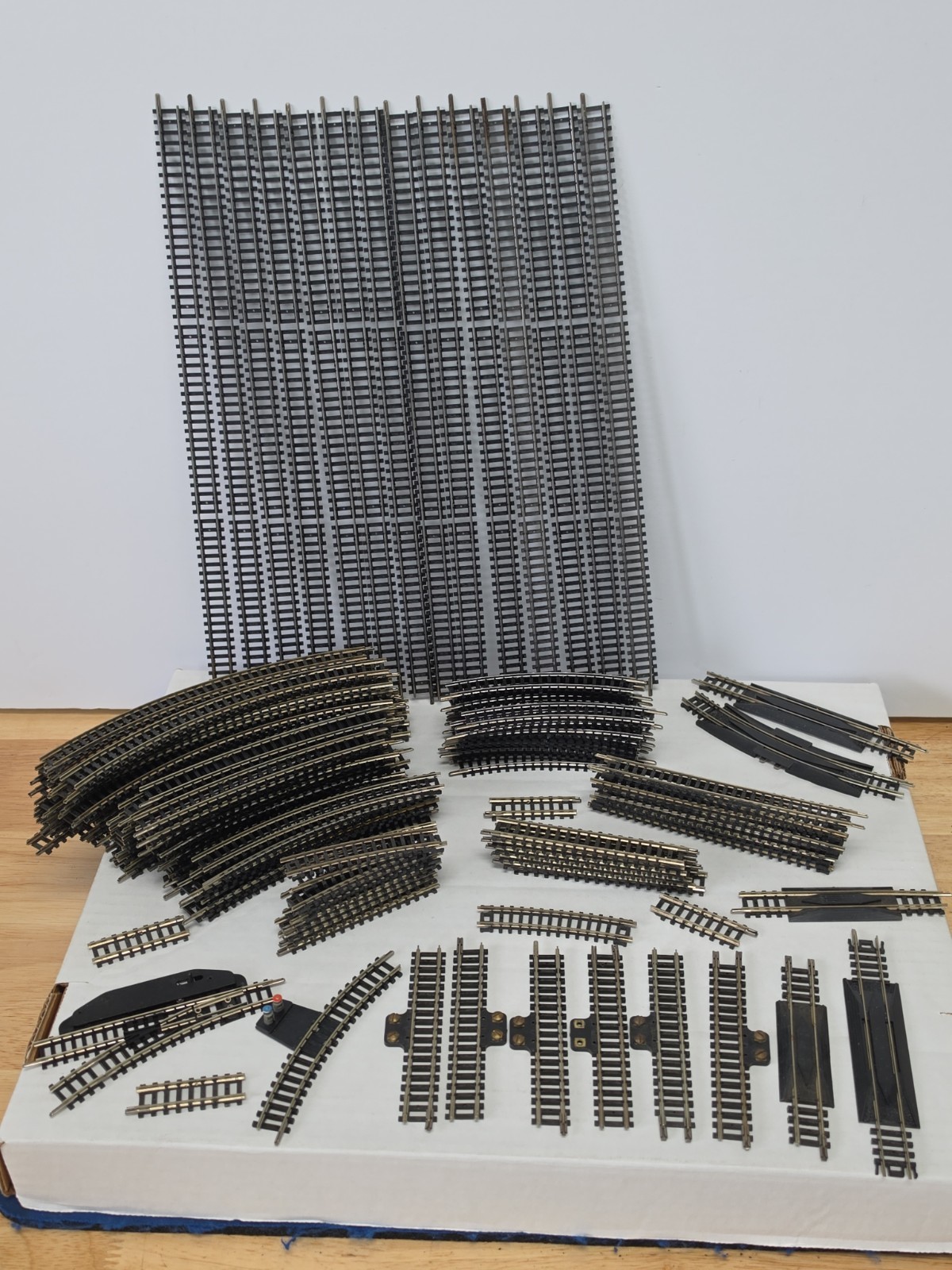 Lot 135 + N Scale Train Track Turnout Straight Curve Xing Atlas Trix VG Lot 135 + N Scale Train Track Turnout Straight Curve Xing Atlas Trix VG