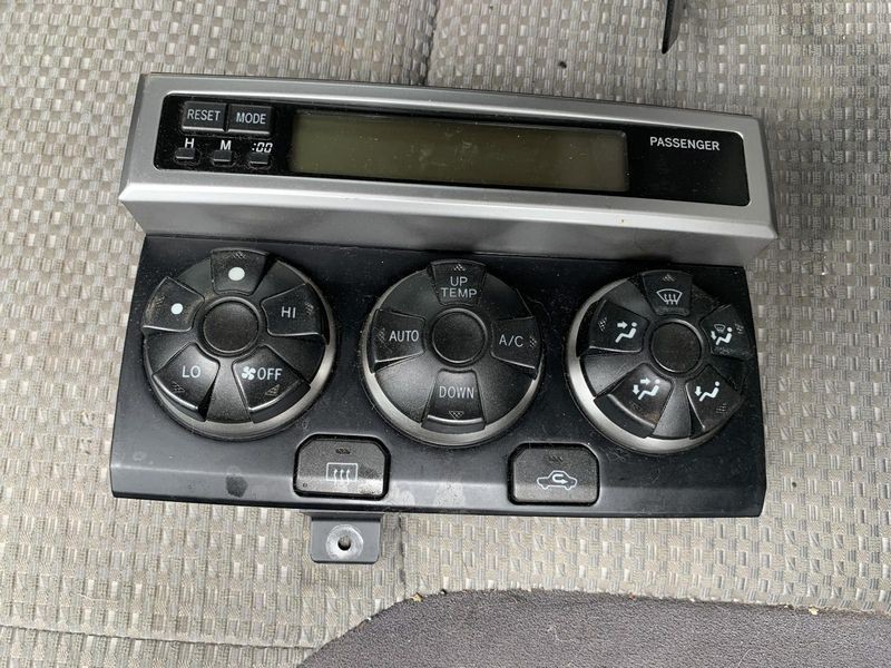 2003-2004 Toyota 4Runner AC Heater Temperature Climate Control SR5 OEM