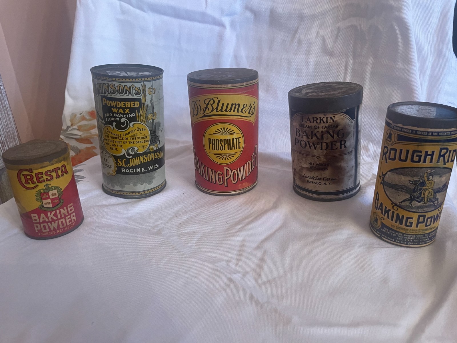 Rare Vintage early 1900\'s Lot of 5 tins-Antique Kitchen collection