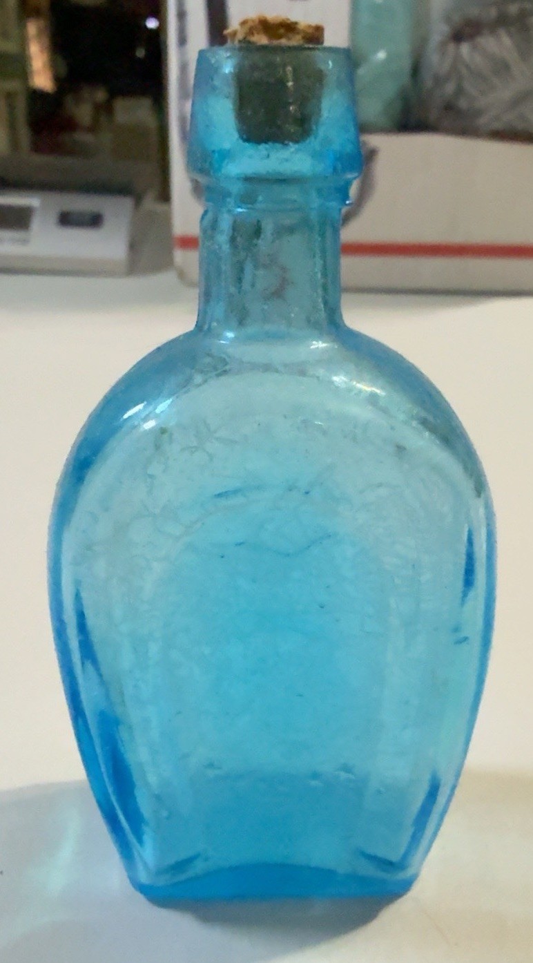 T20229-Antique Vintage Aqua Blue Glass Medicine Bottle