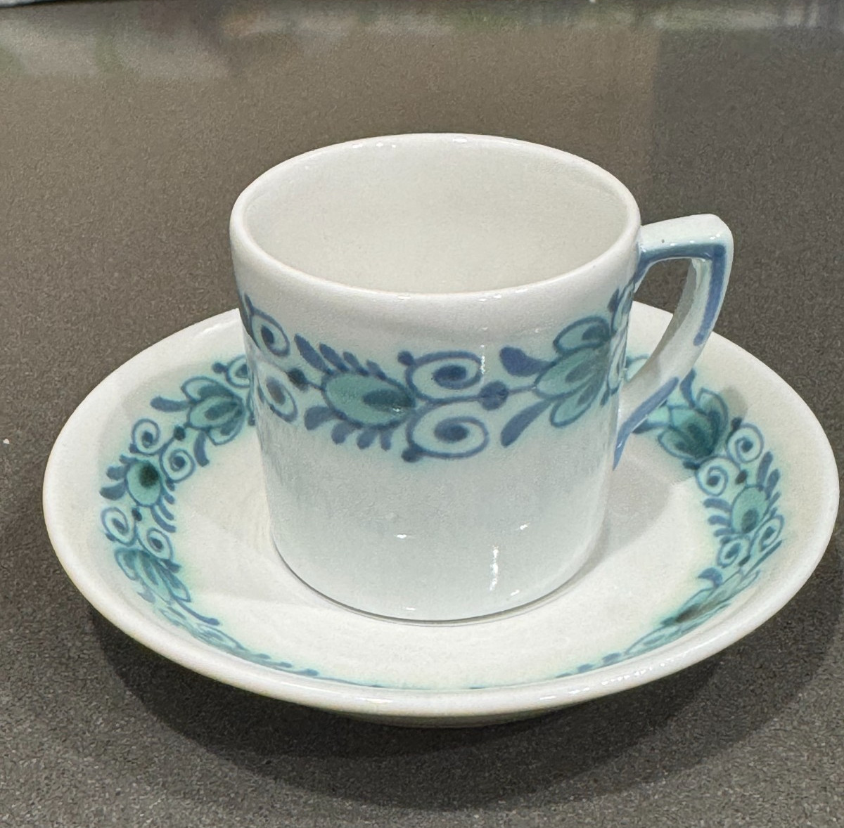 Royal Delft de Porceleyne Fles 2 ounce cup with saucer 1969 Floral Hand-Painted