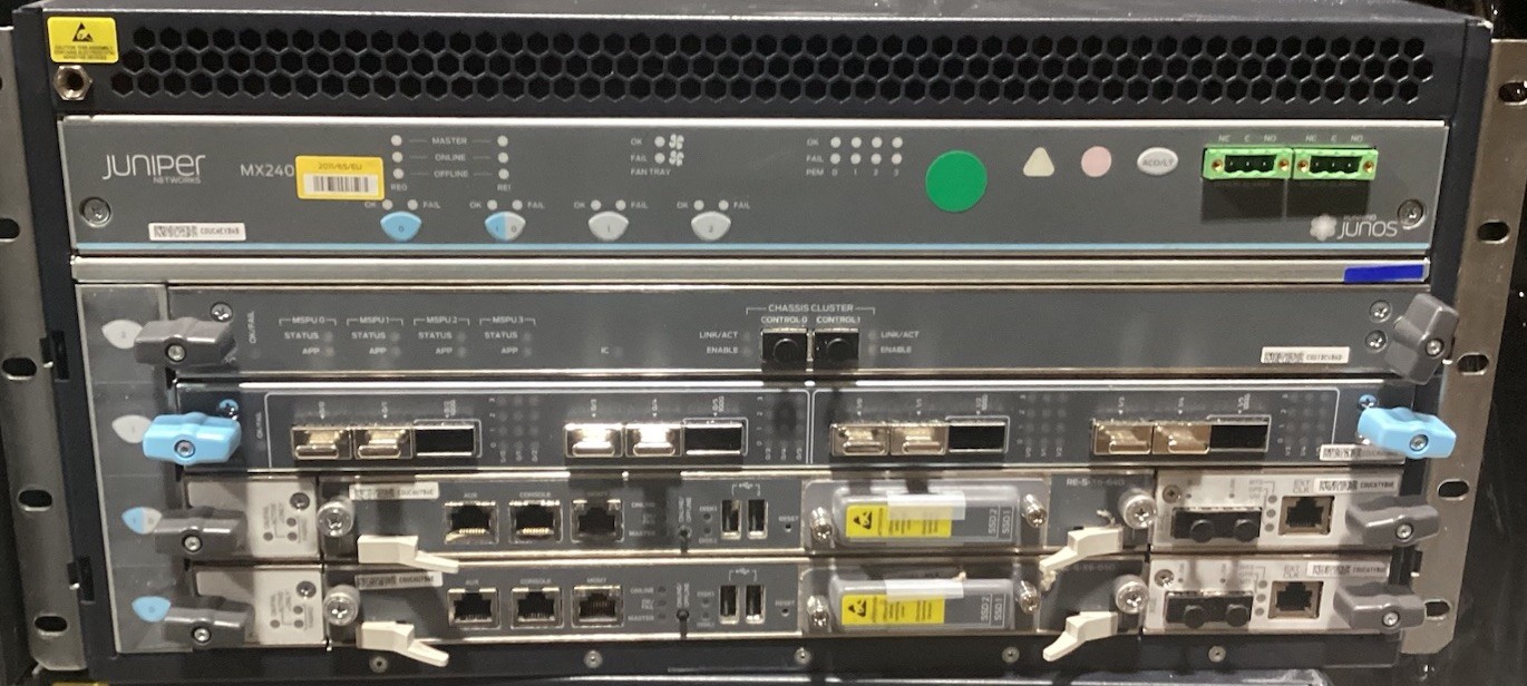 Juniper CHAS-BP-MX240-S x1 MS-MPC x1 MPC7E-MRATE x2 SCBE2-MX