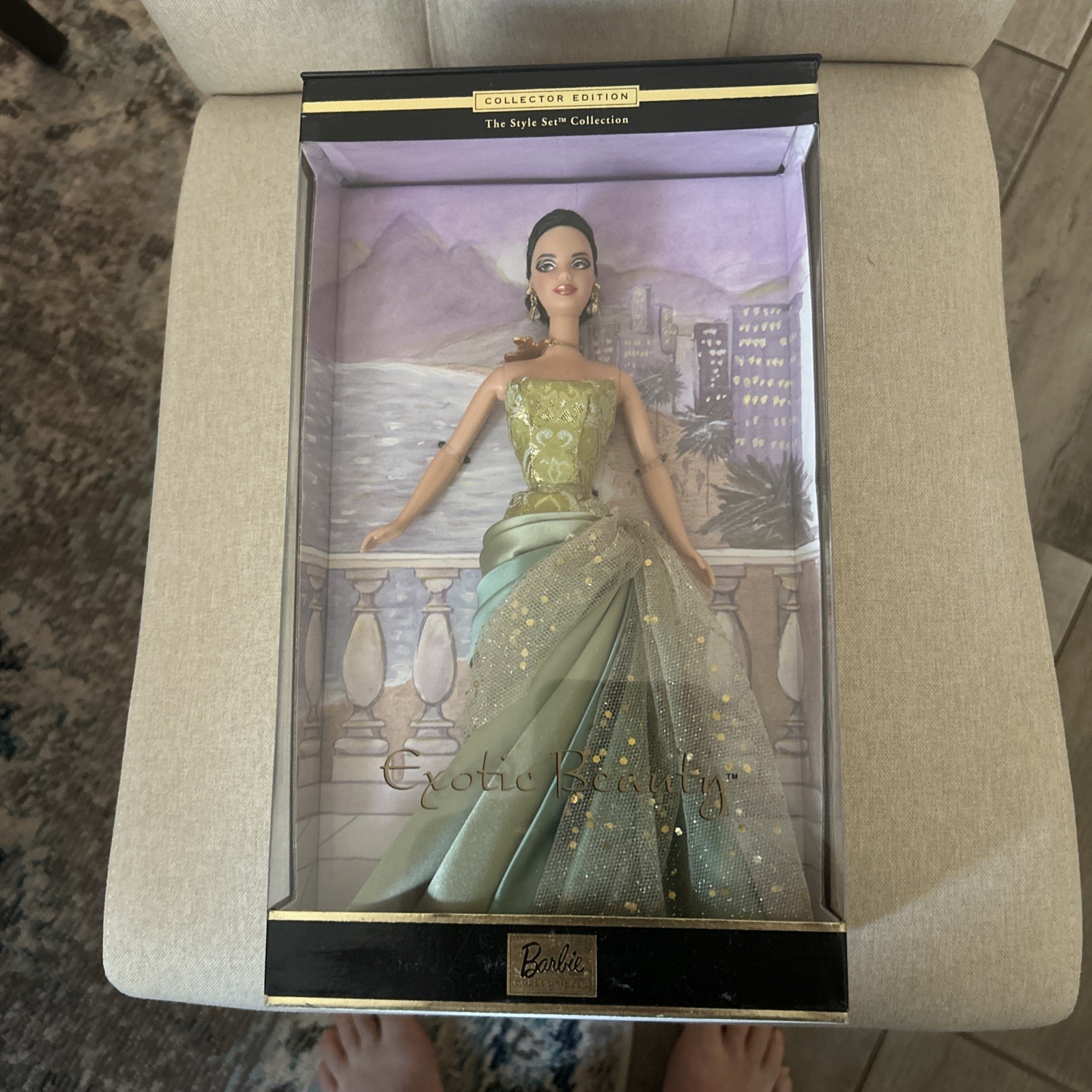 Exotic Beauty Barbie Doll The Style Set Collection (NRFB)