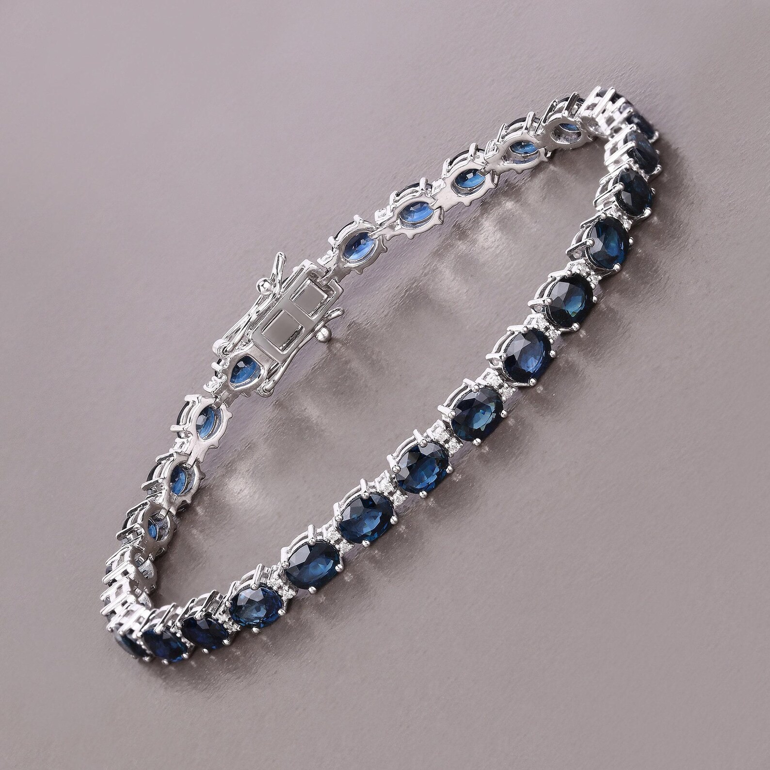 16.00 Ct Oval Cut Natural Sapphire Diamond Tennis Bracelet 14k White Gold 7 Inch 16.00 Ct Oval Cut Natural Sapphire Diamond Tennis Bracelet 14k White Gold 7 Inch